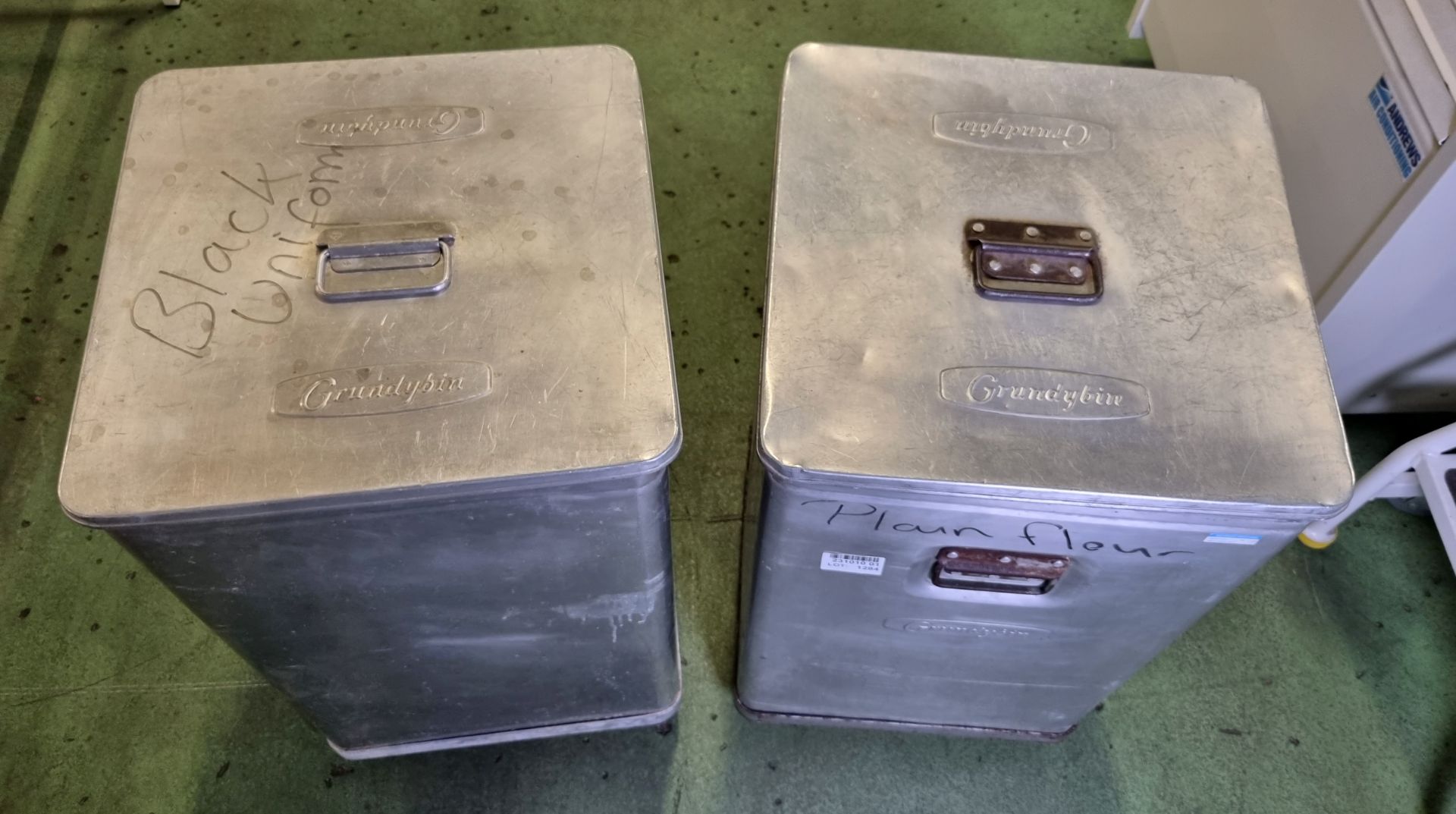 2x Grundybin storage containers - W 420 x D 420 x H 700mm - NO DOLLIES - Bild 2 aus 5