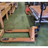 Rolatruc LHM230 hand pallet truck - 2300kg capacity