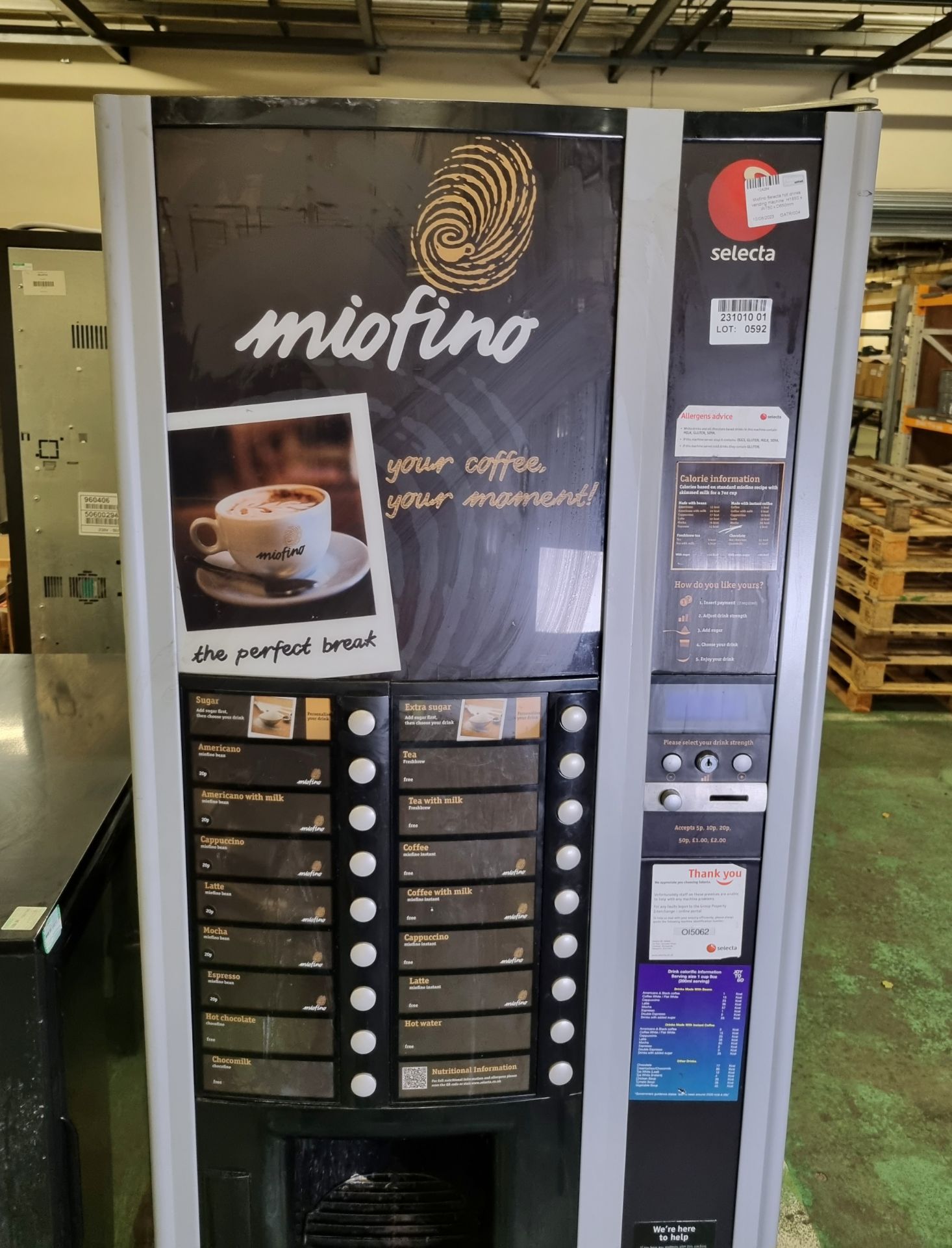 Miofino Selecta hot drinks vending machine H 1850 x W 750 x D 650mm