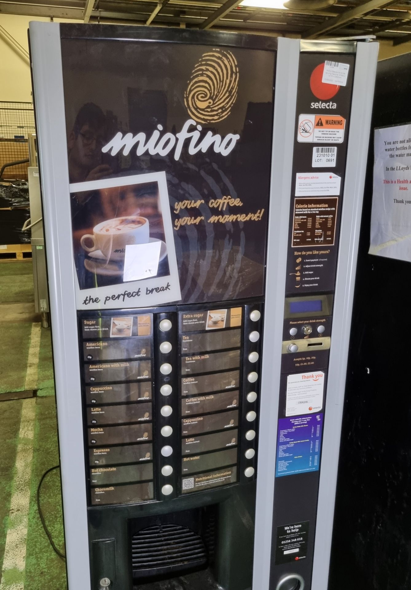 Miofino Selecta hot drinks vending machine H 1850 x W 750 x D 650mm
