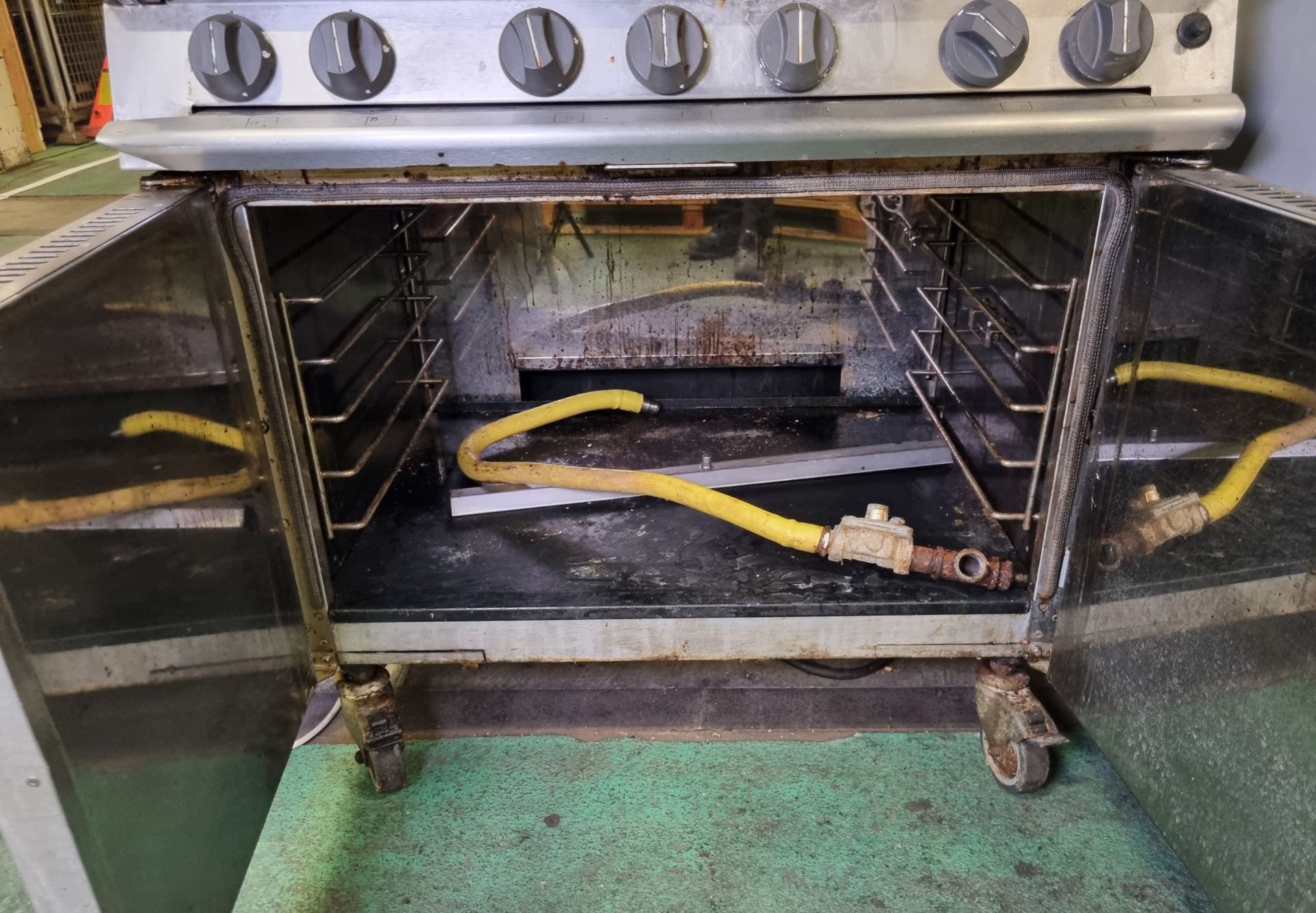 Falcon 6-burner gas oven on castors - H 890 x W 900 x D 790mm - Bild 5 aus 5