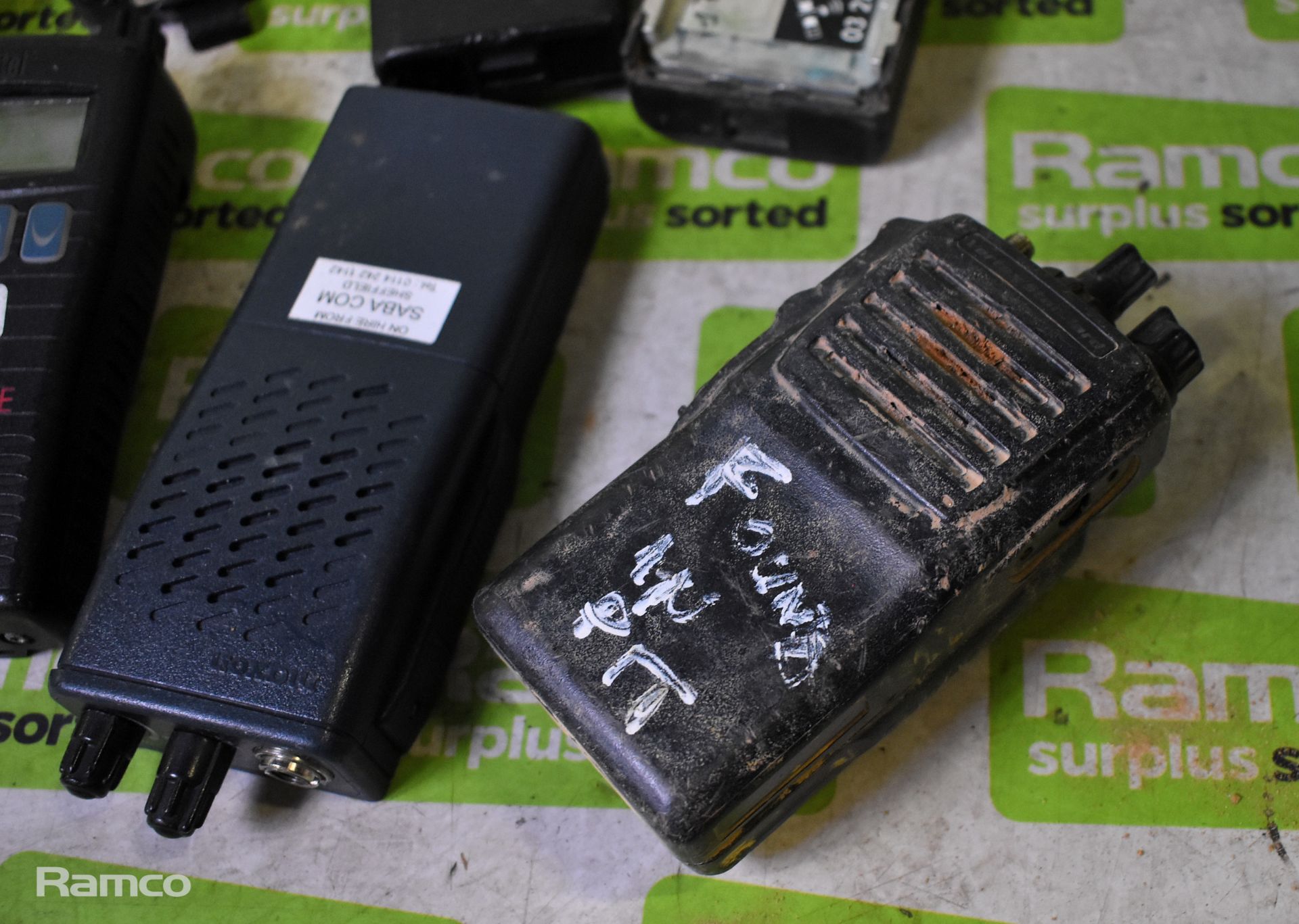 Approx 57x assorted two way radios - 19x Motorola GP900, 19x GP300, 10x Vertex, 1x Icom, 1x Maxon - Image 6 of 6