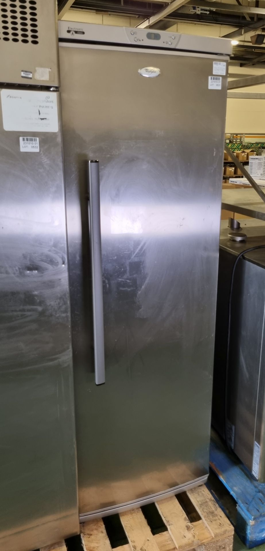 Whirlpool Electronic A Class ARC1790/IX single door freestanding fridge - W 600 x D 580 x H 1800mm - Bild 2 aus 3