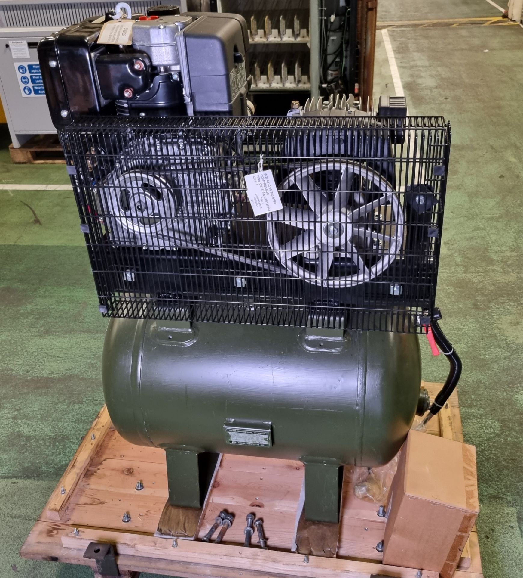 Diesel powered workshop compressor - Lombardini 15 LD 315 diesel engine - Serial No. 5352814 - Bild 3 aus 15