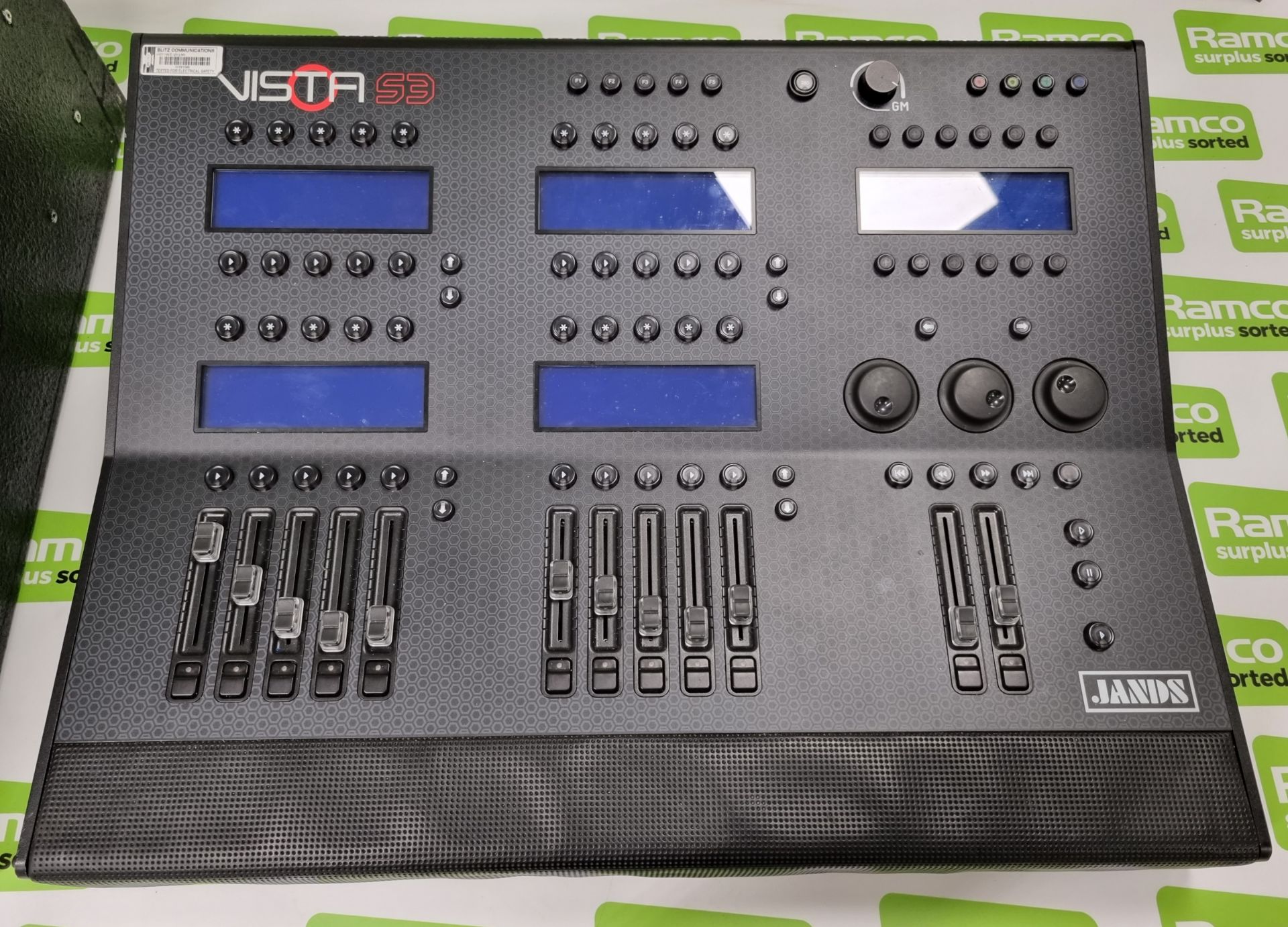 Jands Vista S3 lighting control console with rack mountable PC (unknown specs) - Serial No. C16348 - Image 2 of 15