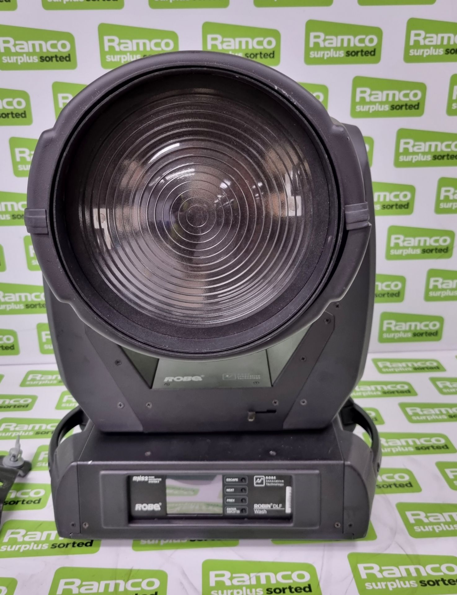 Robe Robin DLF Wash 550 watt RGBW moving head fresnel spot lamp - Image 3 of 9