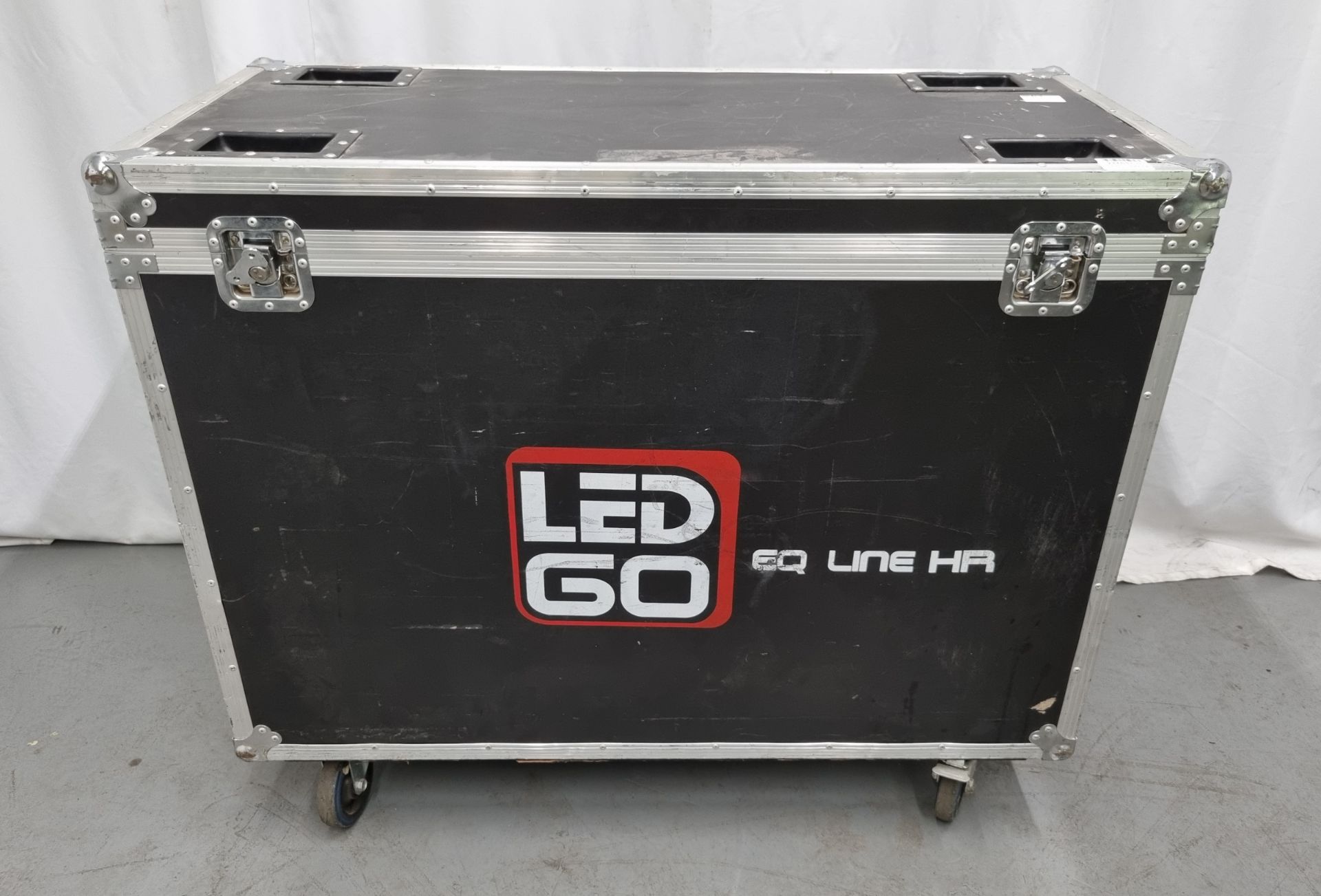 3x flight cases of LED GO 6mm EQ line video wall - 20x panels included - case sizes - W 1180 x D 555 - Image 9 of 12