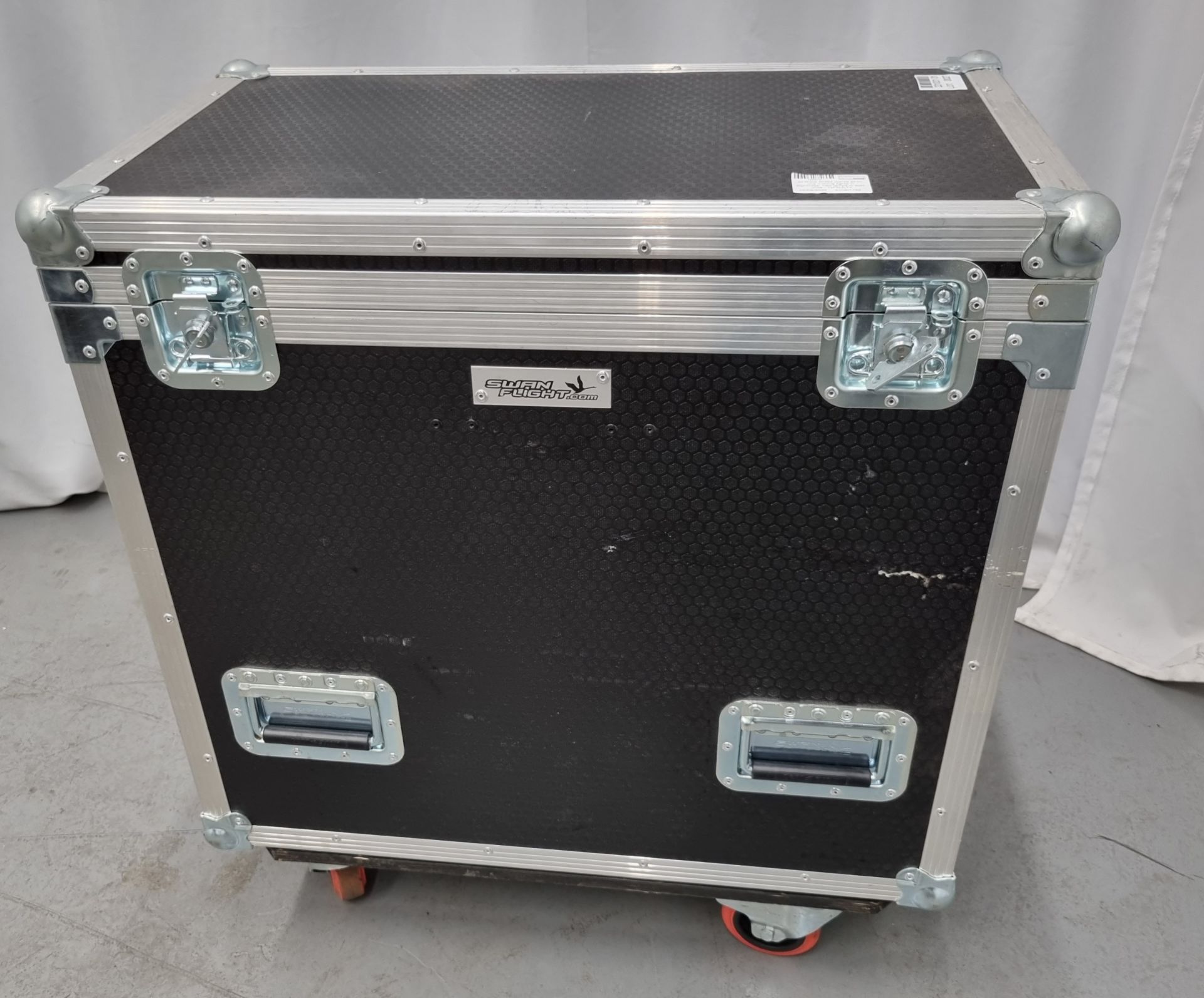 2x Robe RNS2 pointe all-in-one moving lights in flight case, new lamps in both units - 1 FAULTY - Image 11 of 11