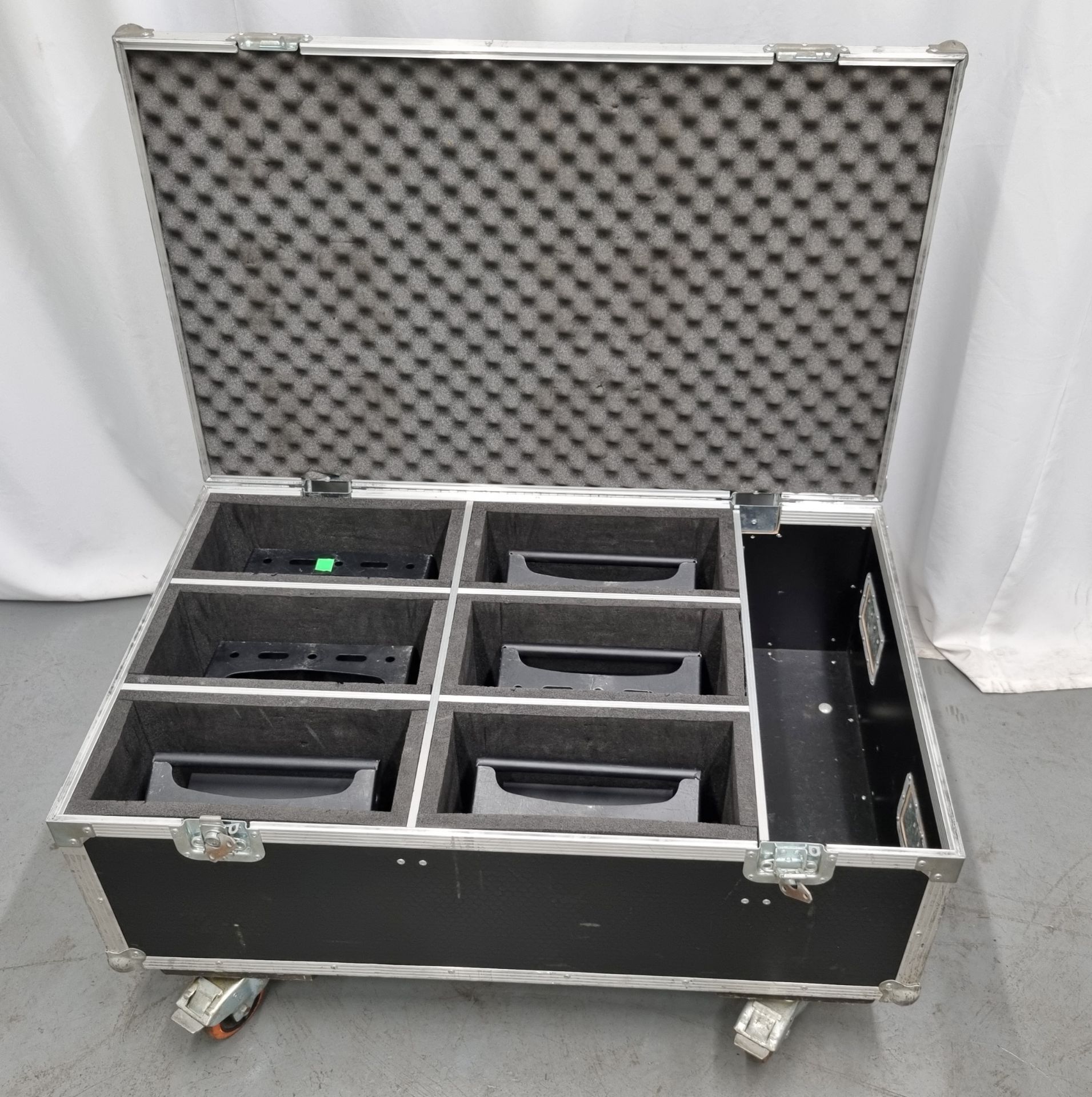 6x LEDJ Q-colour units with barn doors in 6 way flight case - W 1040 x D 640 x H 500mm - Image 6 of 7