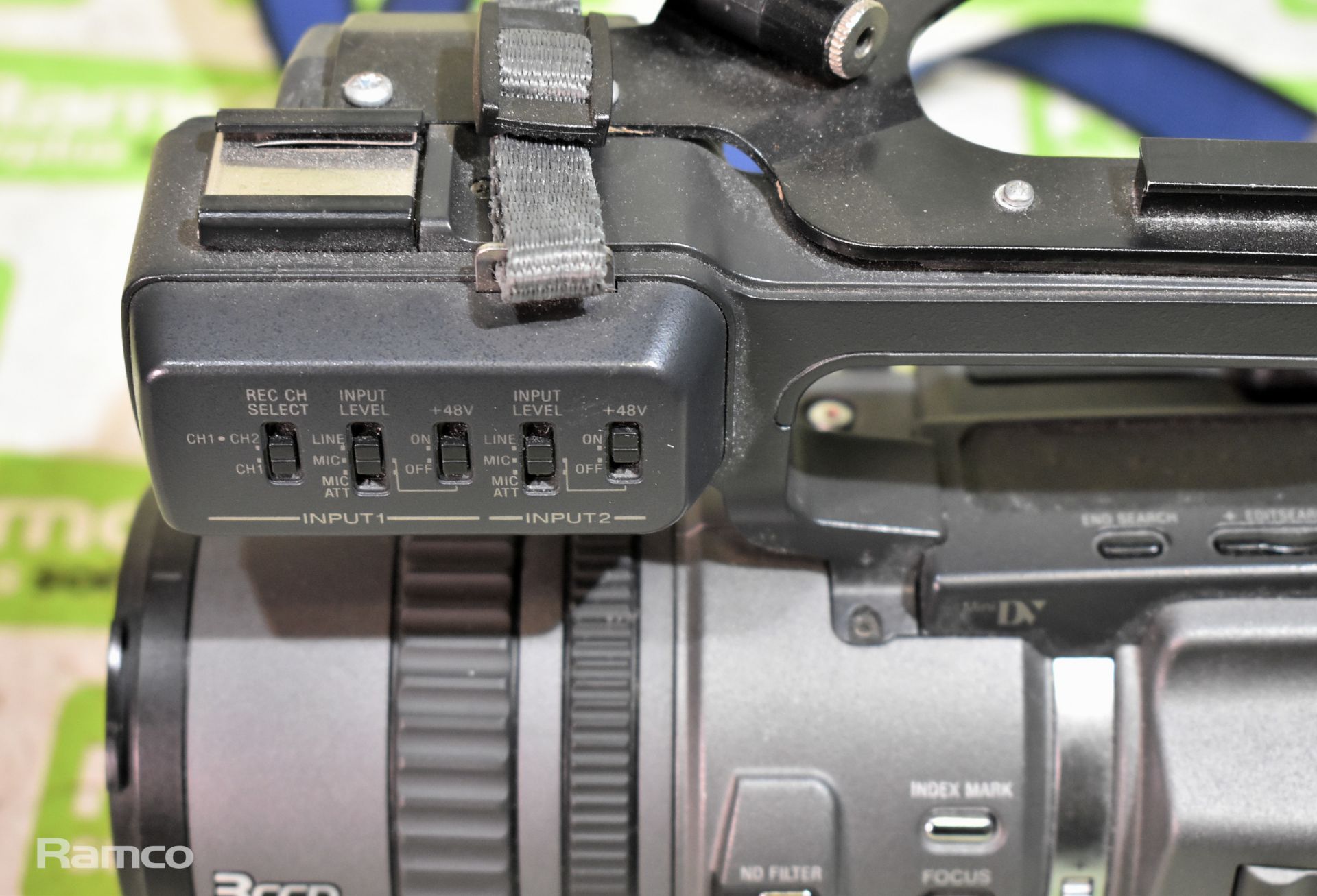 Sony DSR-PD150P digital camcorder - NO BATTERY - Bild 3 aus 7