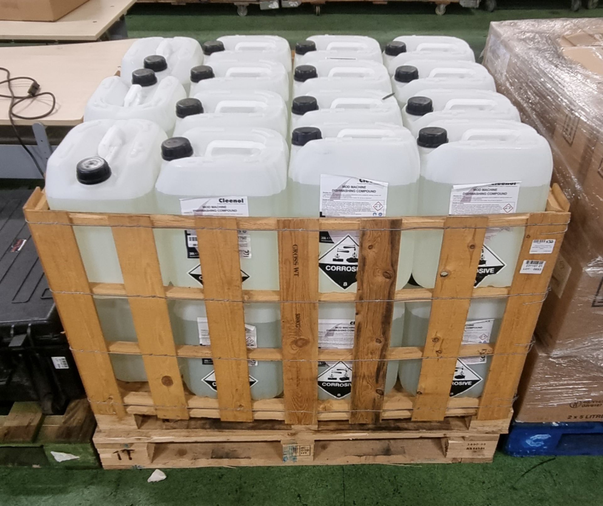 30x bottles of Cleenol Group machine dishwashing compound - 20L bottles