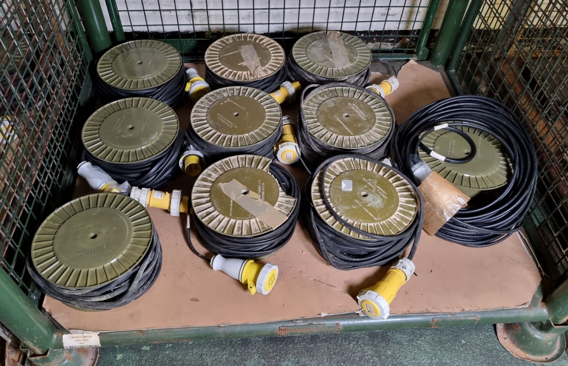 10x 110V extension reels with Lewden 16A-4h/110V connectors - unknown length - Bild 2 aus 5