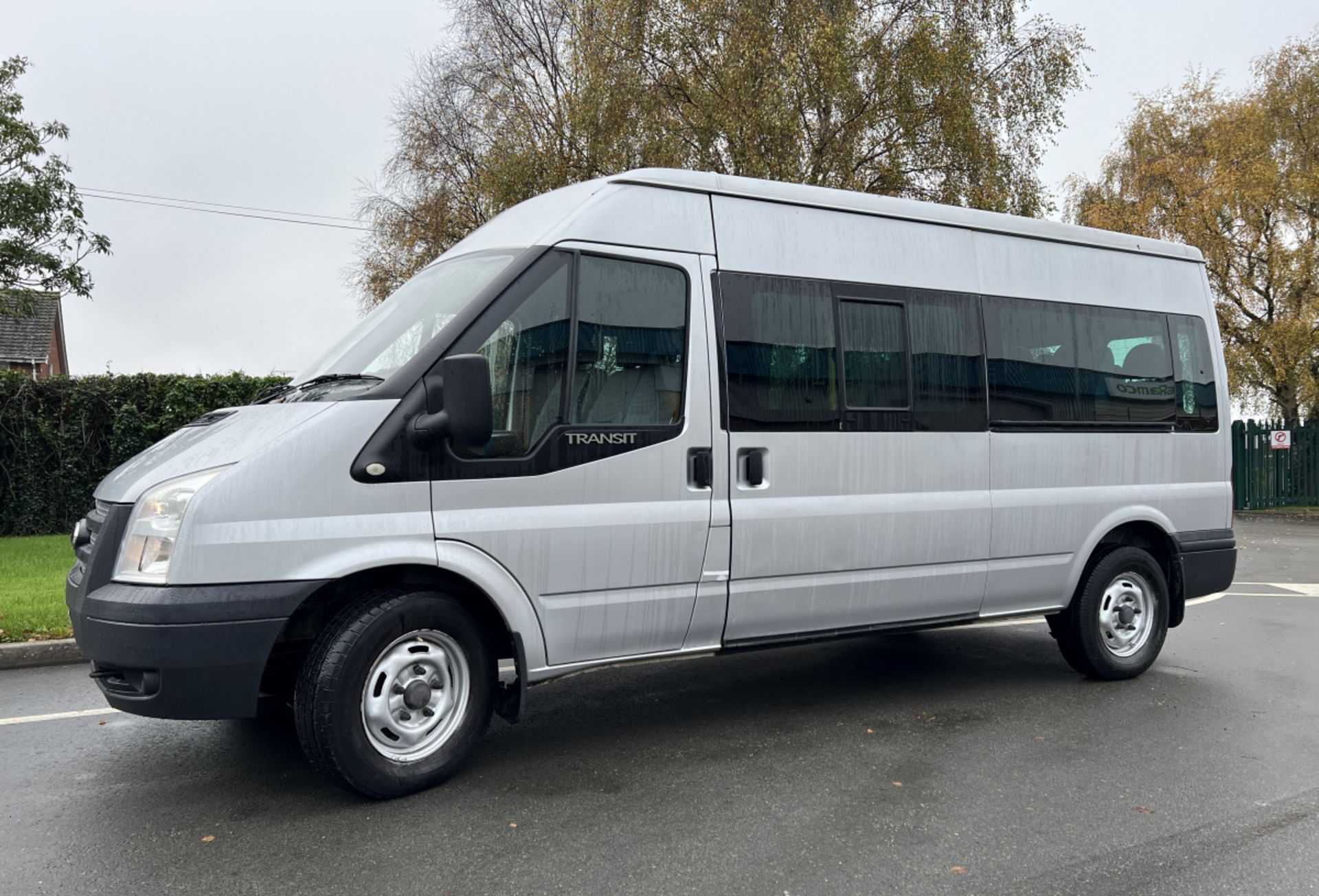 Ford Transit 350 14-seater minibus - 2013 - 75,213 miles - 2.2L diesel - MOT until 7th Oct 2024