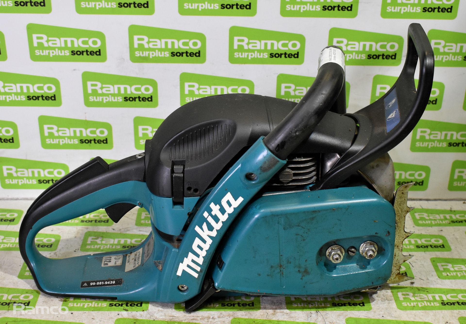 4x Makita DCS5030 50cc petrol chainsaws - BODIES ONLY - AS SPARES OR REPAIRS - Image 17 of 21