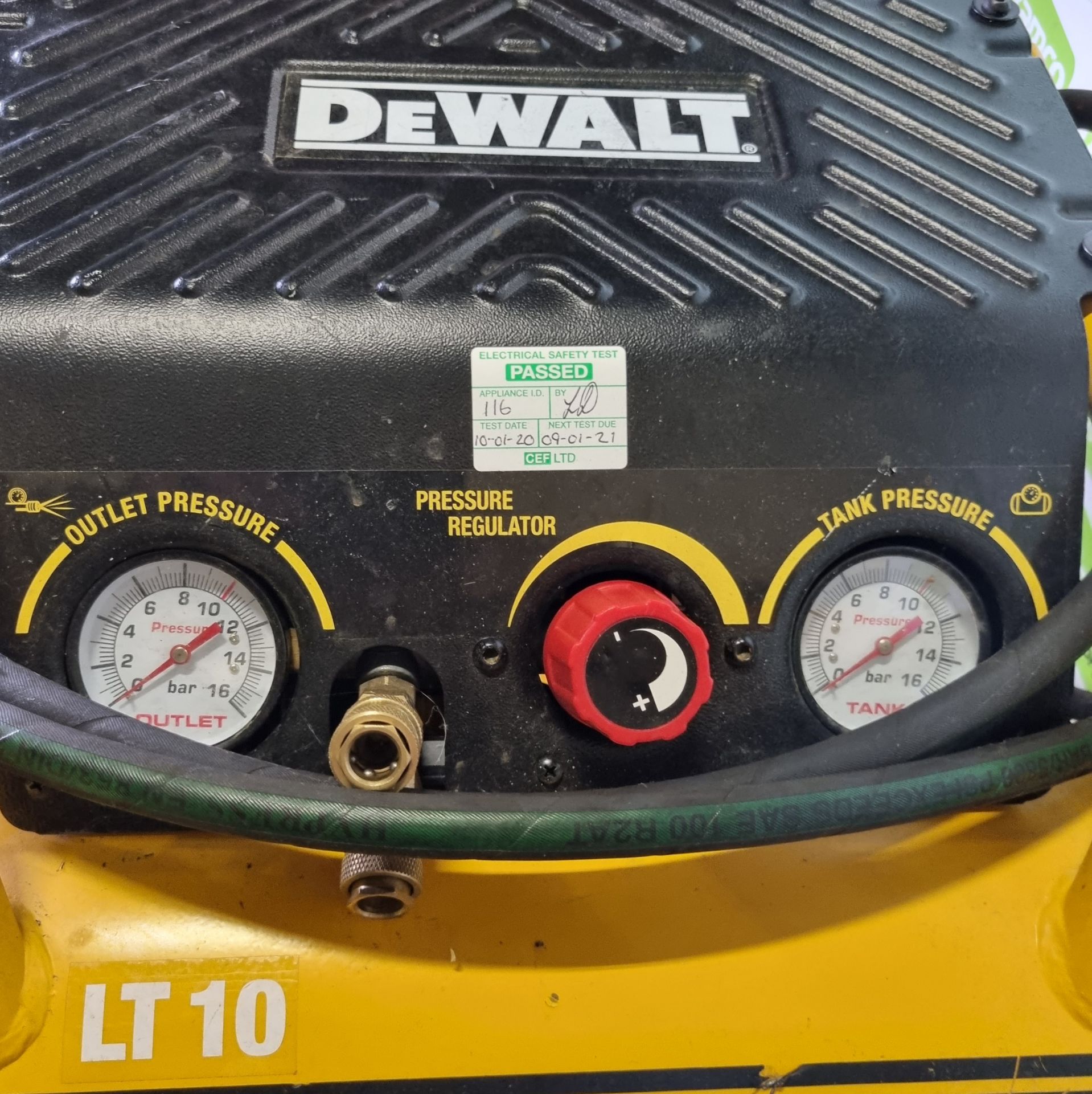 Dewalt DPC10QTC mid pressure super quiet compressor - 1100 W - Bild 3 aus 4