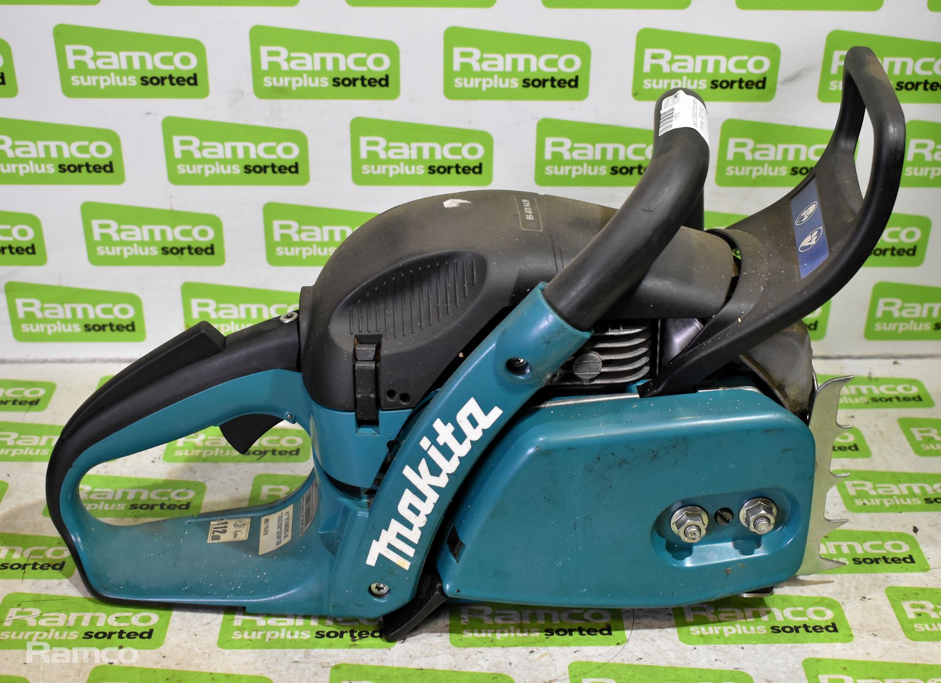 4x Makita DCS5030 50cc petrol chainsaws - BODIES ONLY - AS SPARES OR REPAIRS - Image 7 of 22