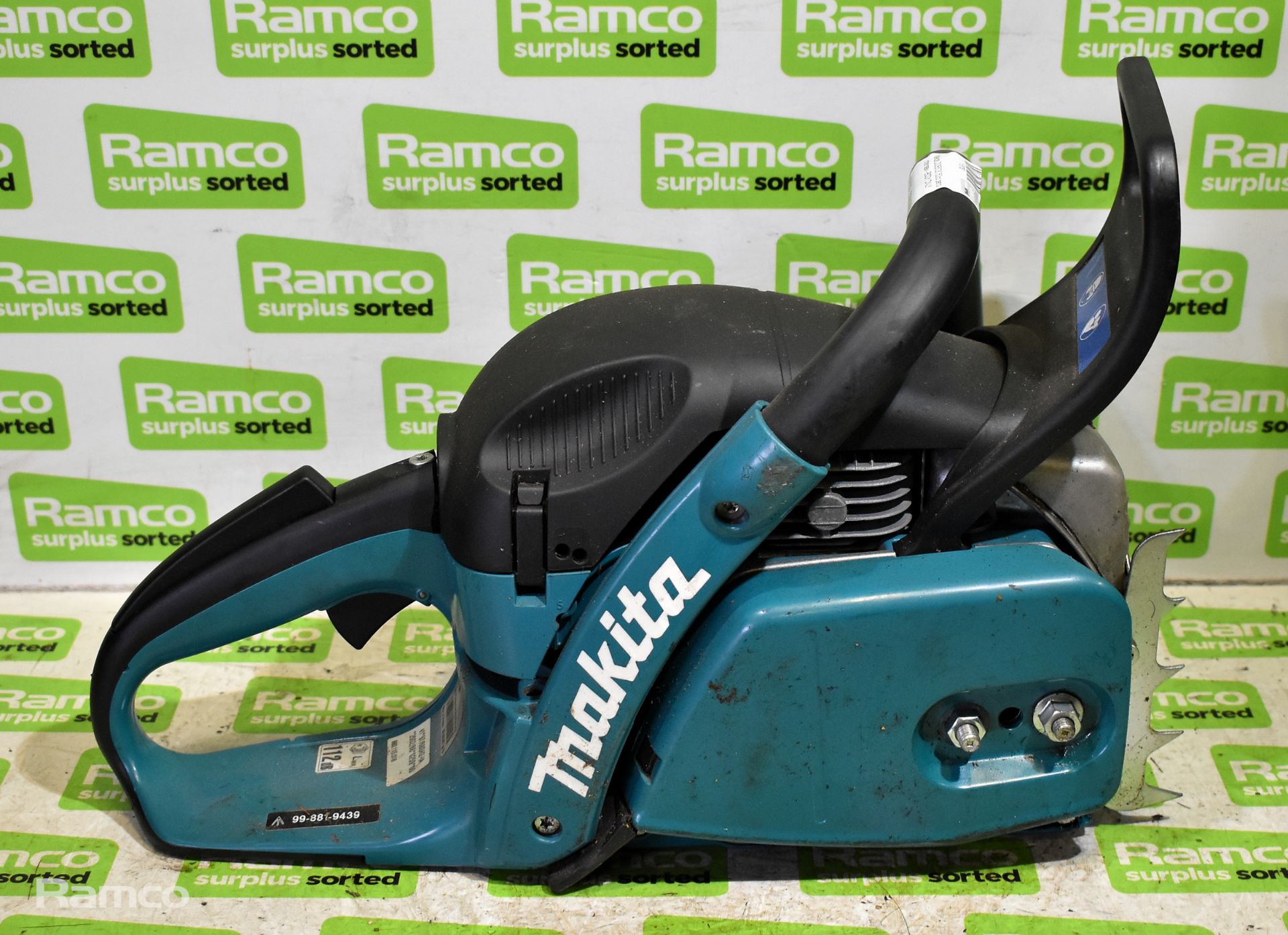 4x Makita DCS5030 50cc petrol chainsaws - BODIES ONLY - AS SPARES OR REPAIRS - Bild 2 aus 21