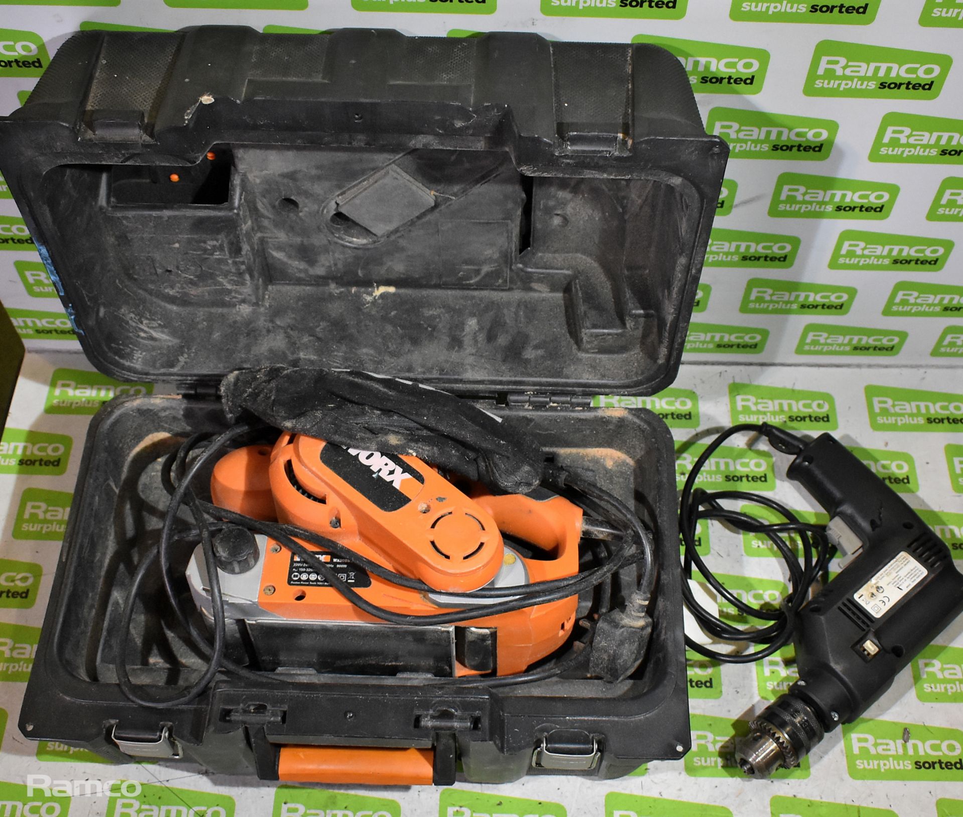 Worx WX90BS belt sander in case and unbranded VID500 electric impact drill - Bild 2 aus 12