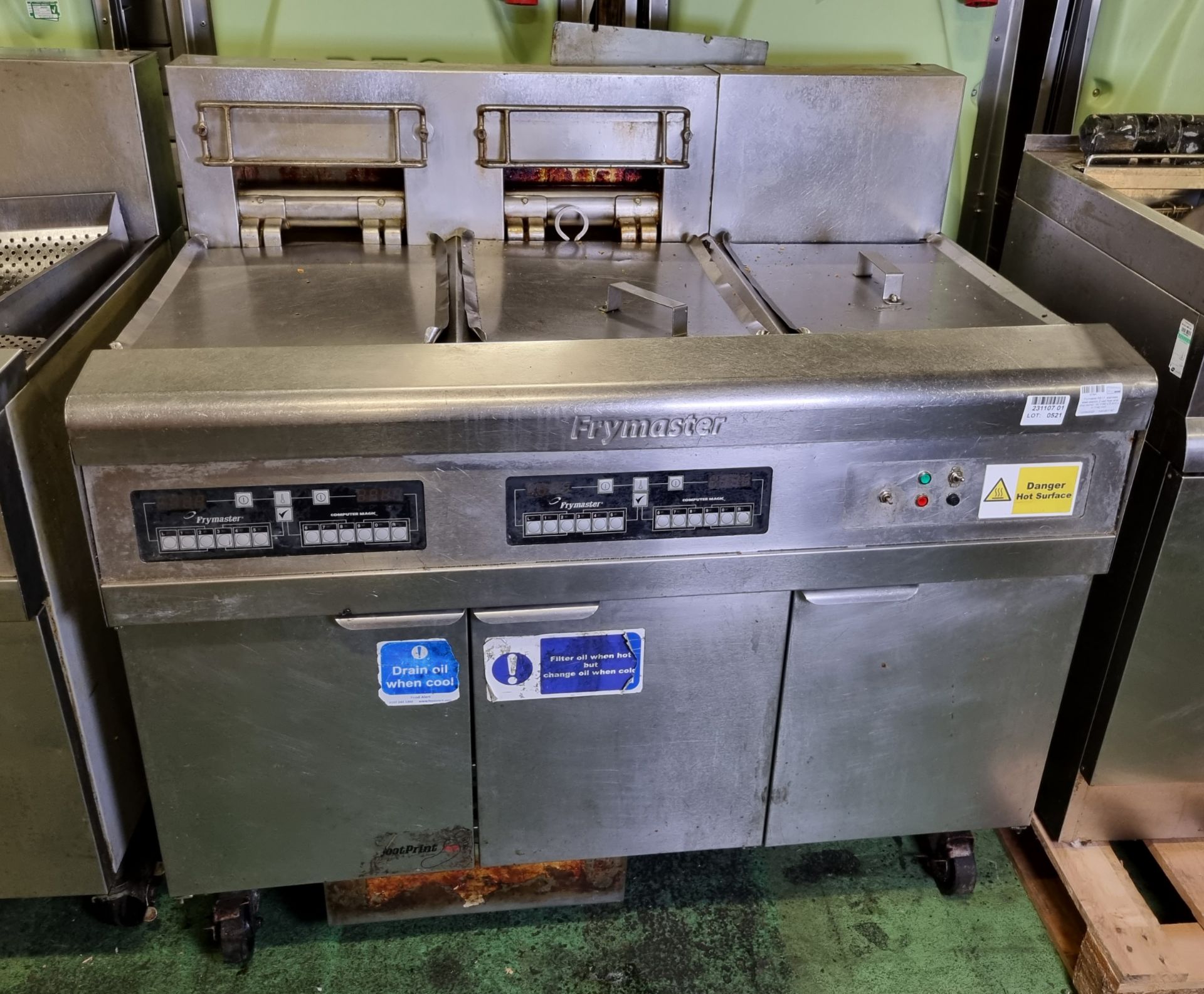 Frymaster RE17 stainless steel electric 2 well fryer and chip dump - W 1190 x D 800 x H 1140 mm