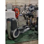 Life Fitness 95X elliptical cross trainer - L 2150 x W 700 x H 1650mm - max. user weight 159kg