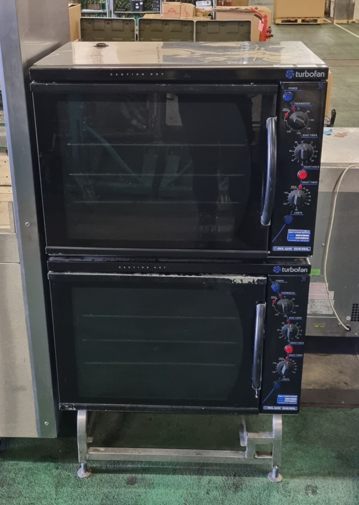 2x Blue Seal Turbofan E311 convection ovens with stand - W 800 x D 640 x H 1420mm - Bild 2 aus 6