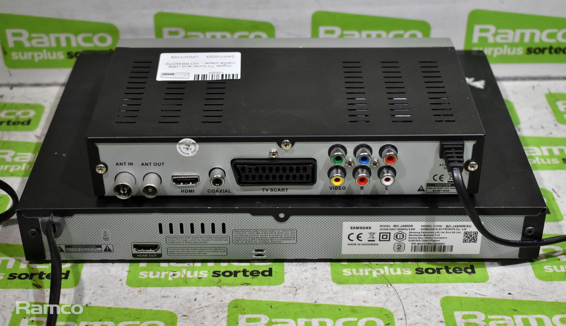 Digital TV tuner and USB media player - NO REMOTE, Samsung BD-J4500R blu ray player - NO REMOTE - Image 3 of 4