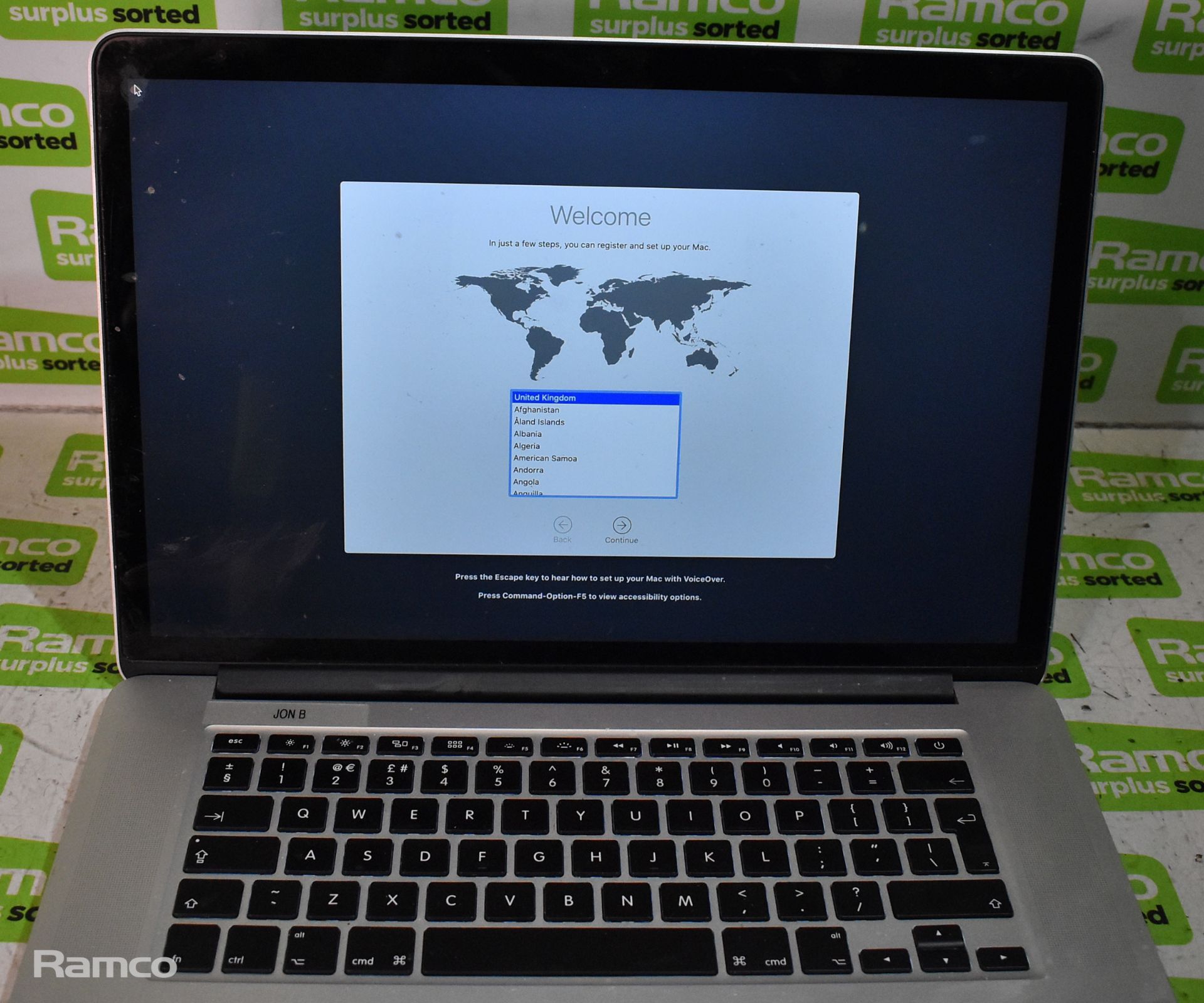 Apple MacBook Pro 15 Inch A1398 (EMC 2881) - Serial No. C02NN39KG3QP - 4870HQ i7 Quad Core 2.5GHz CP - Bild 4 aus 6