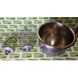 Mixing bowl - diameter - 335mm x H 295mm, Whisk attachment, Dough hook