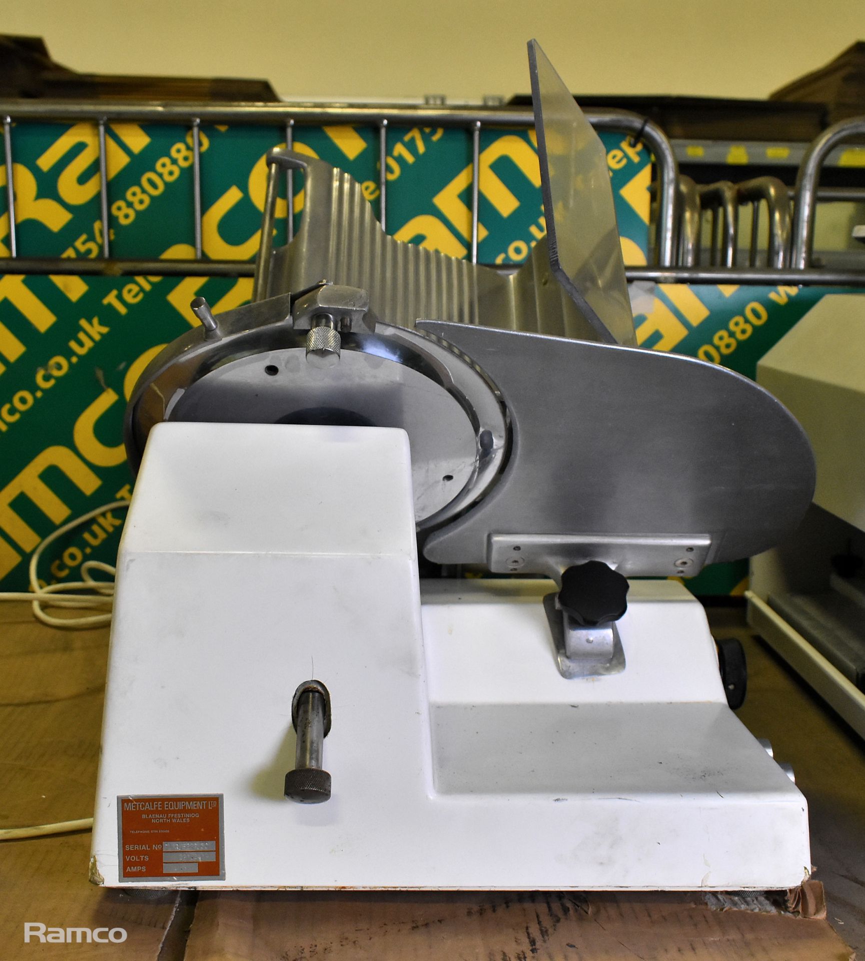 Metcalfe aluminium meat slicer - 250mm cutting blade - Image 7 of 9