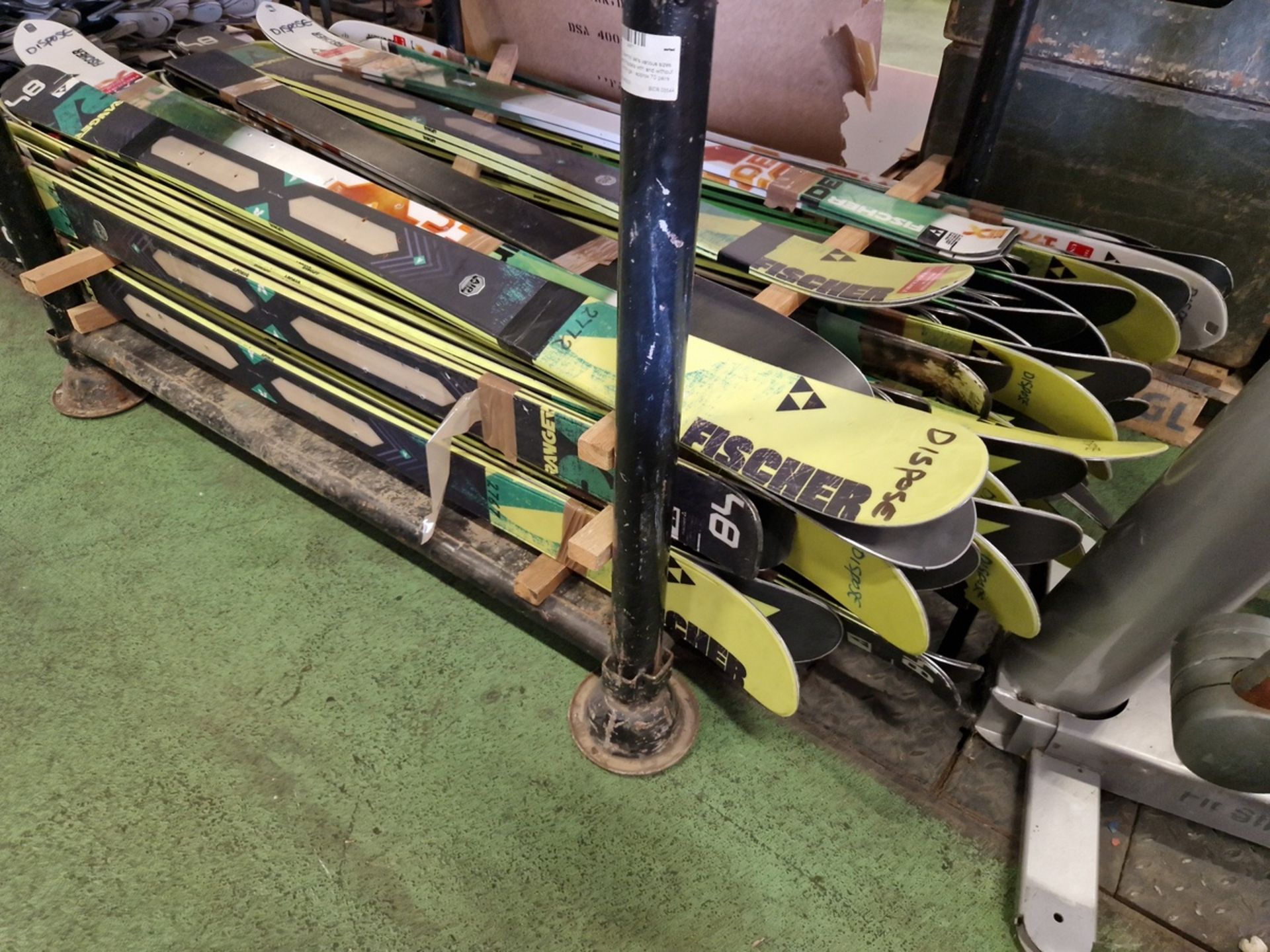 Downhill skis various sizes and models with and without bindings - approx 70 pairs - Image 2 of 4