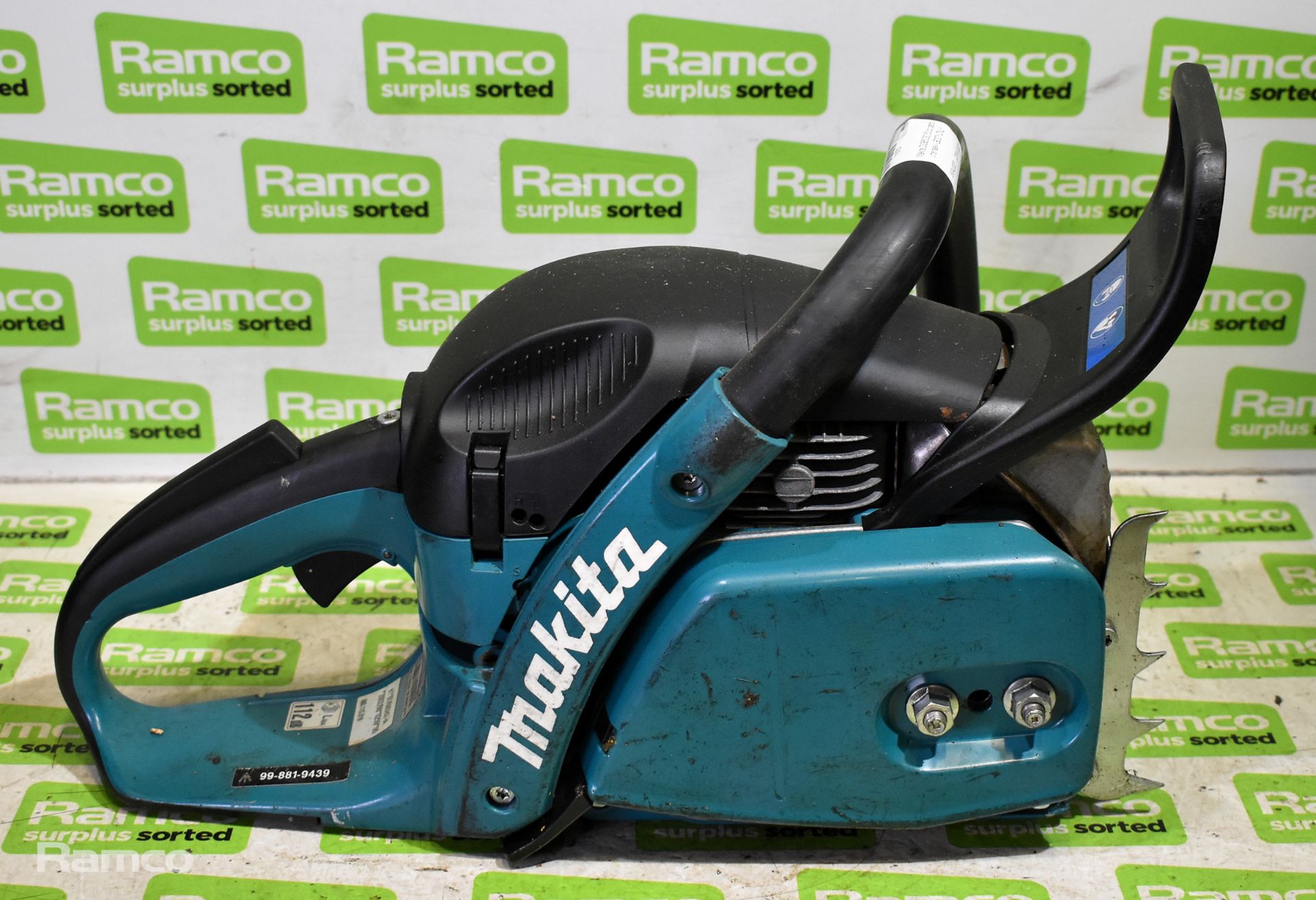 4x Makita DCS5030 50cc petrol chainsaws - BODIES ONLY - AS SPARES OR REPAIRS - Image 12 of 21