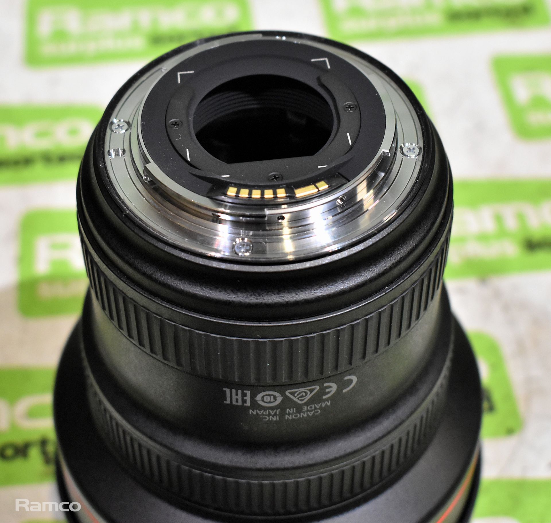 Canon Zoom lens EF 11-24mm F/4 L USM - 11-24mm Ultrasonic - lens cover, bag - Bild 6 aus 7