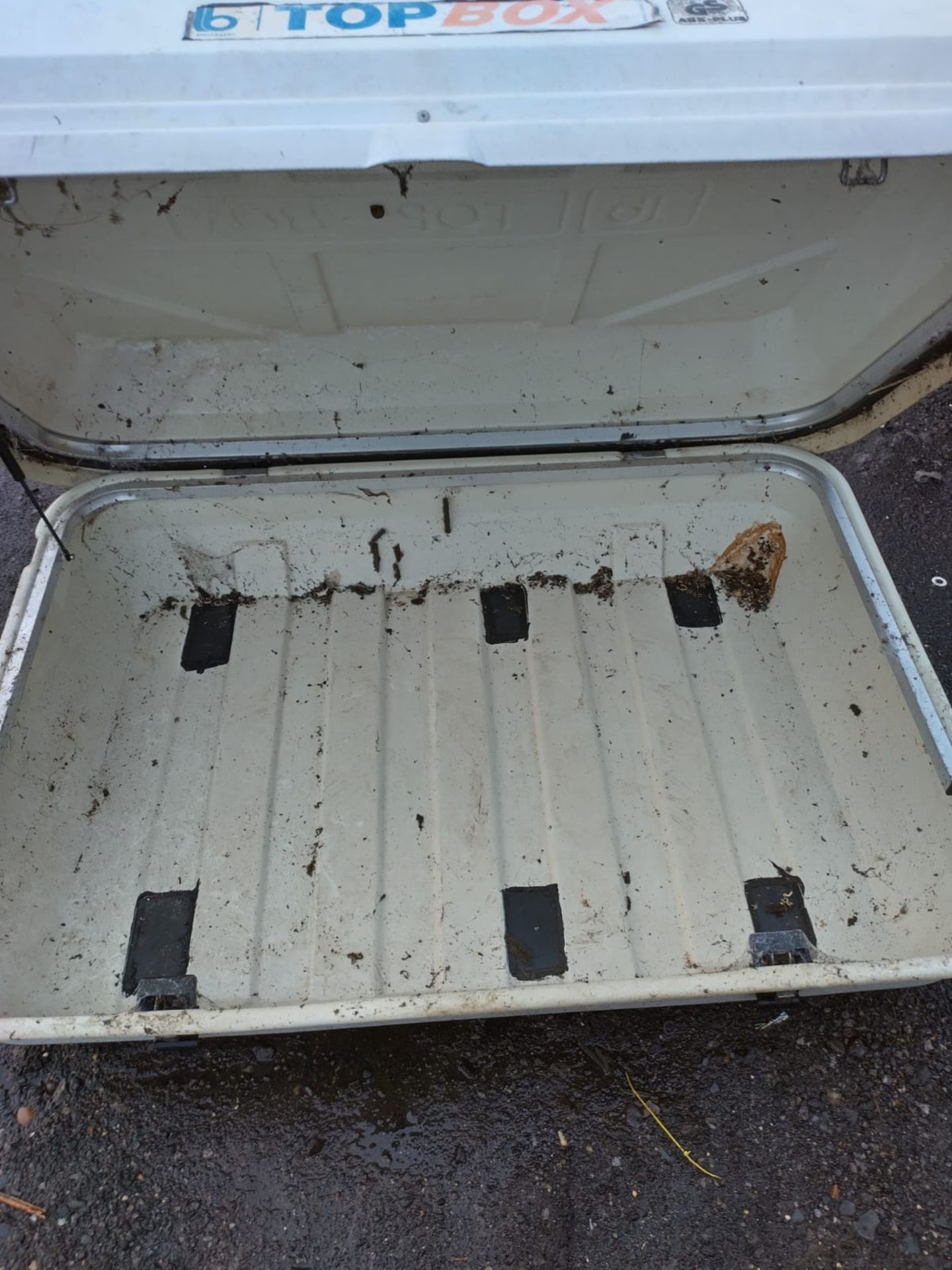 Used Top Box Large car / van topbox – L 1280 x D 860 x H 450mm