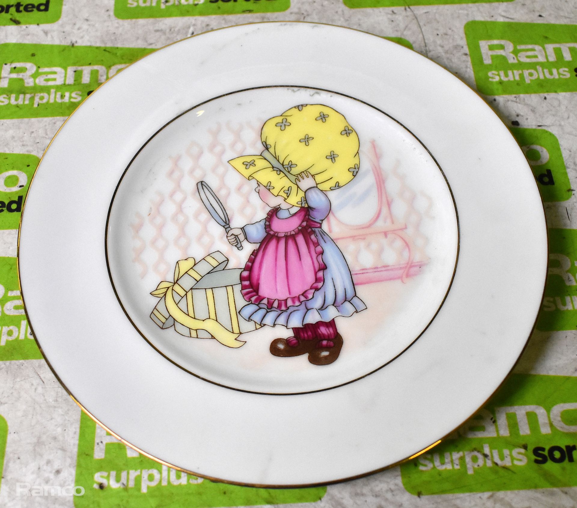 6x Royal Burlington - Girl with the mop cap - bone china plates - Image 5 of 8