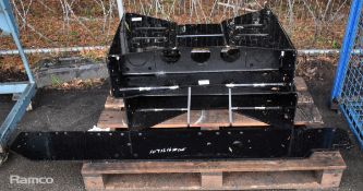 Dennis Eagle Ltd vehicle parts and spares - crossmembers (1071608#DE) and reinforcement plates (1071