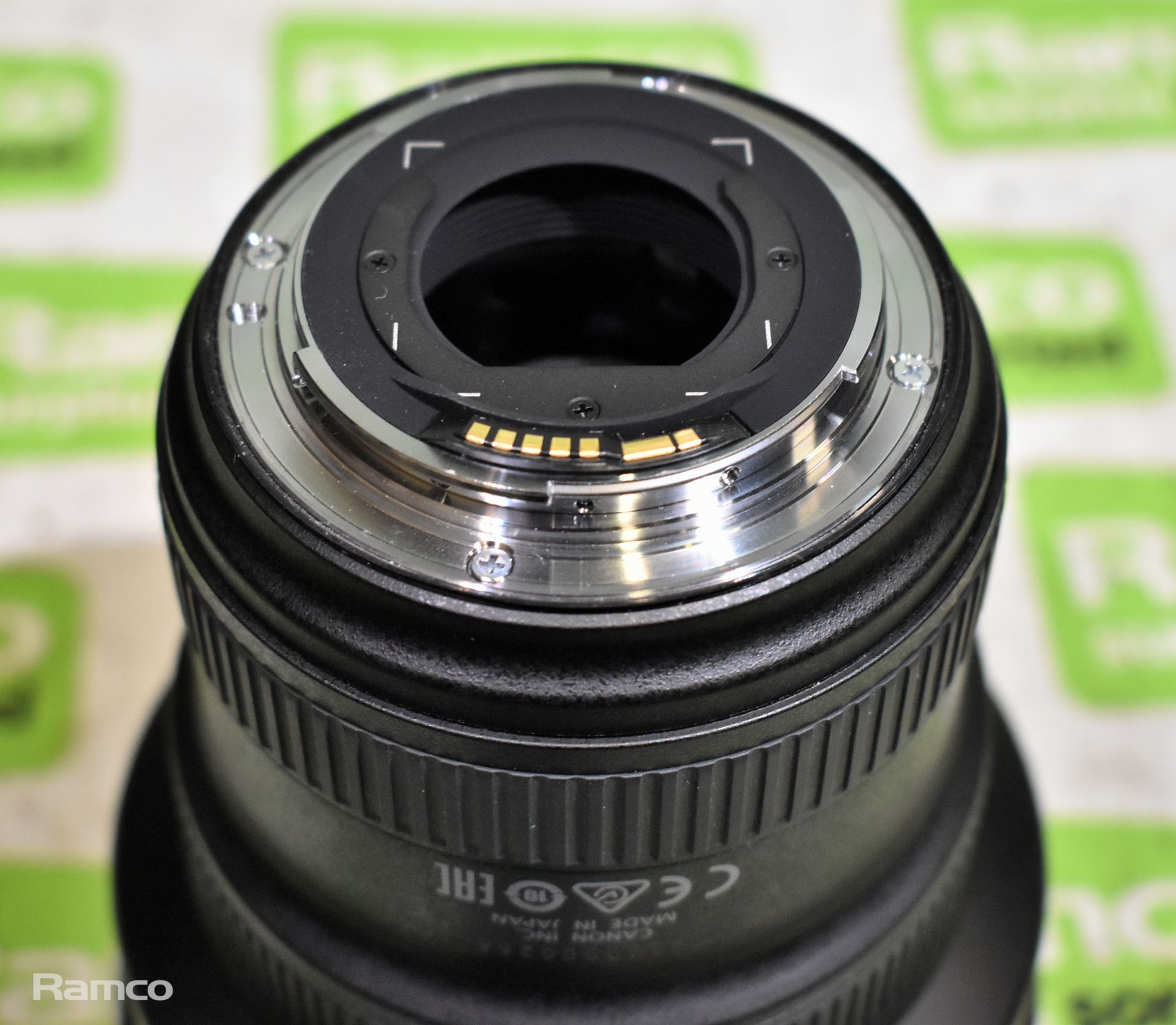 Canon Zoom lens EF 11-24mm F/4 L USM - 11-24mm Ultrasonic - lens cover, bag - Bild 7 aus 7