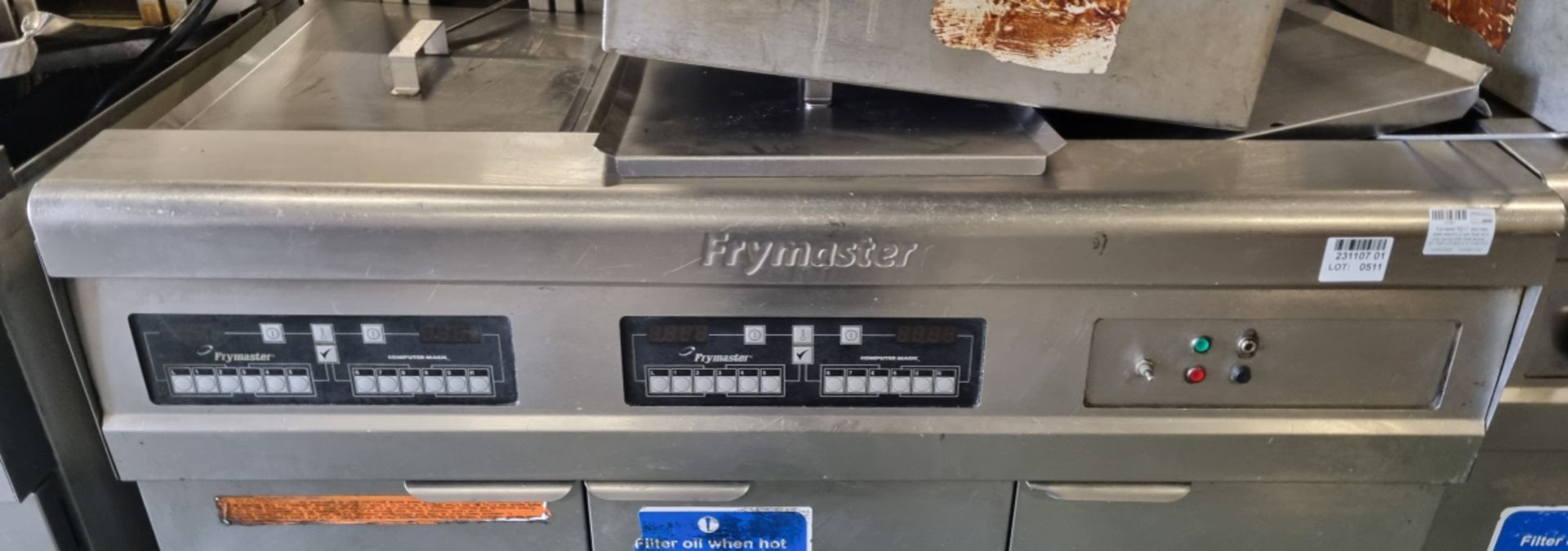 Frymaster RE17 stainless steel electric 2 well fryer and chip dump with fryer scoop - W 1190mm - Bild 3 aus 10