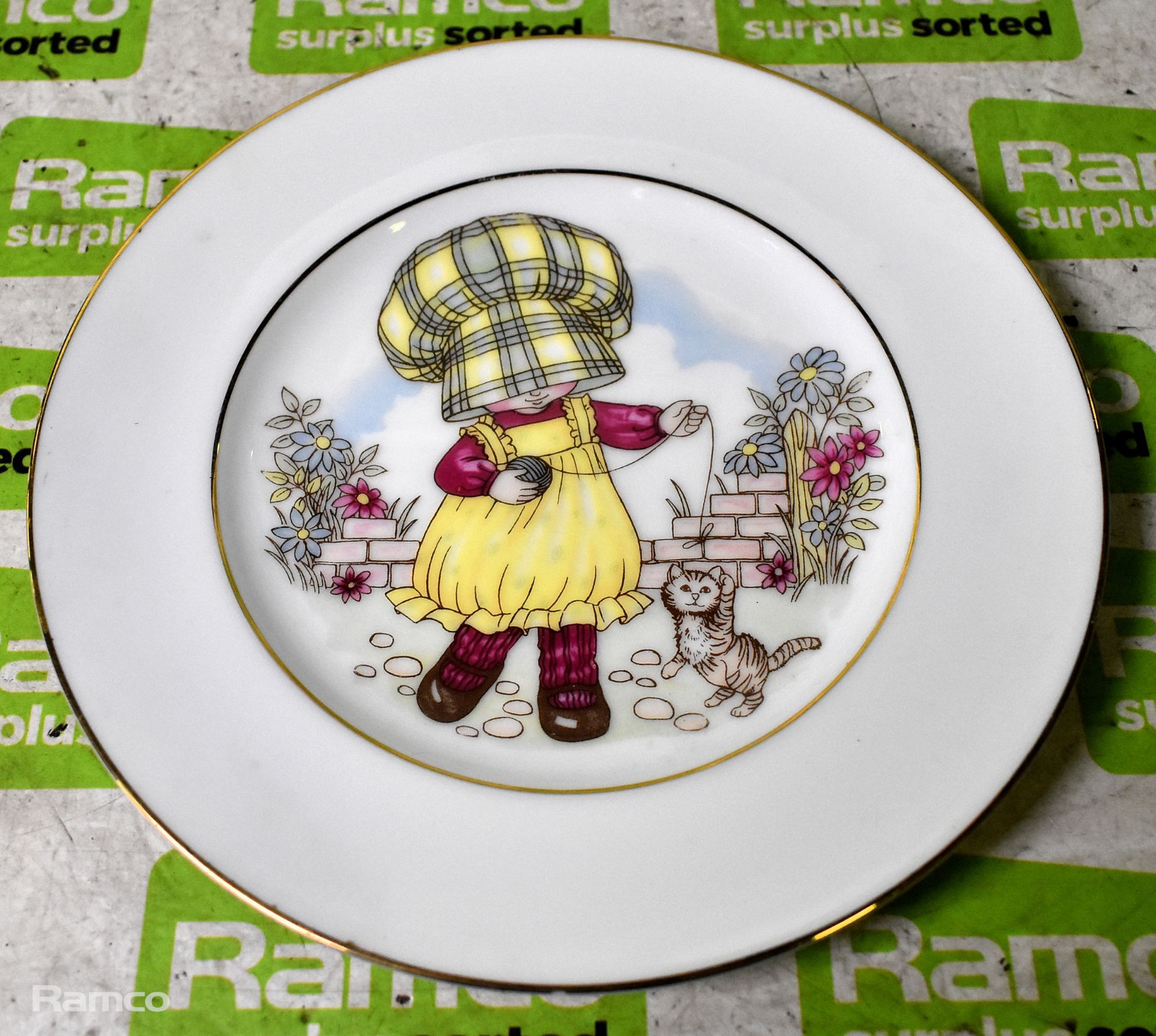 6x Royal Burlington - Girl with the mop cap - bone china plates - Image 6 of 8