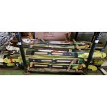 Downhill skis various sizes and models with and without bindings - approx 70 pairs