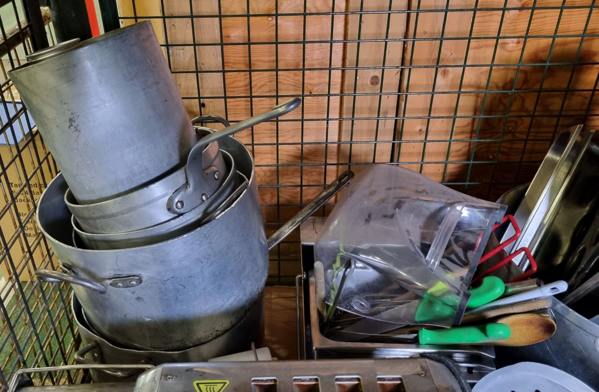 Catering equipment - pots, pans, trays, colanders, utensils, toaster - Bild 4 aus 4