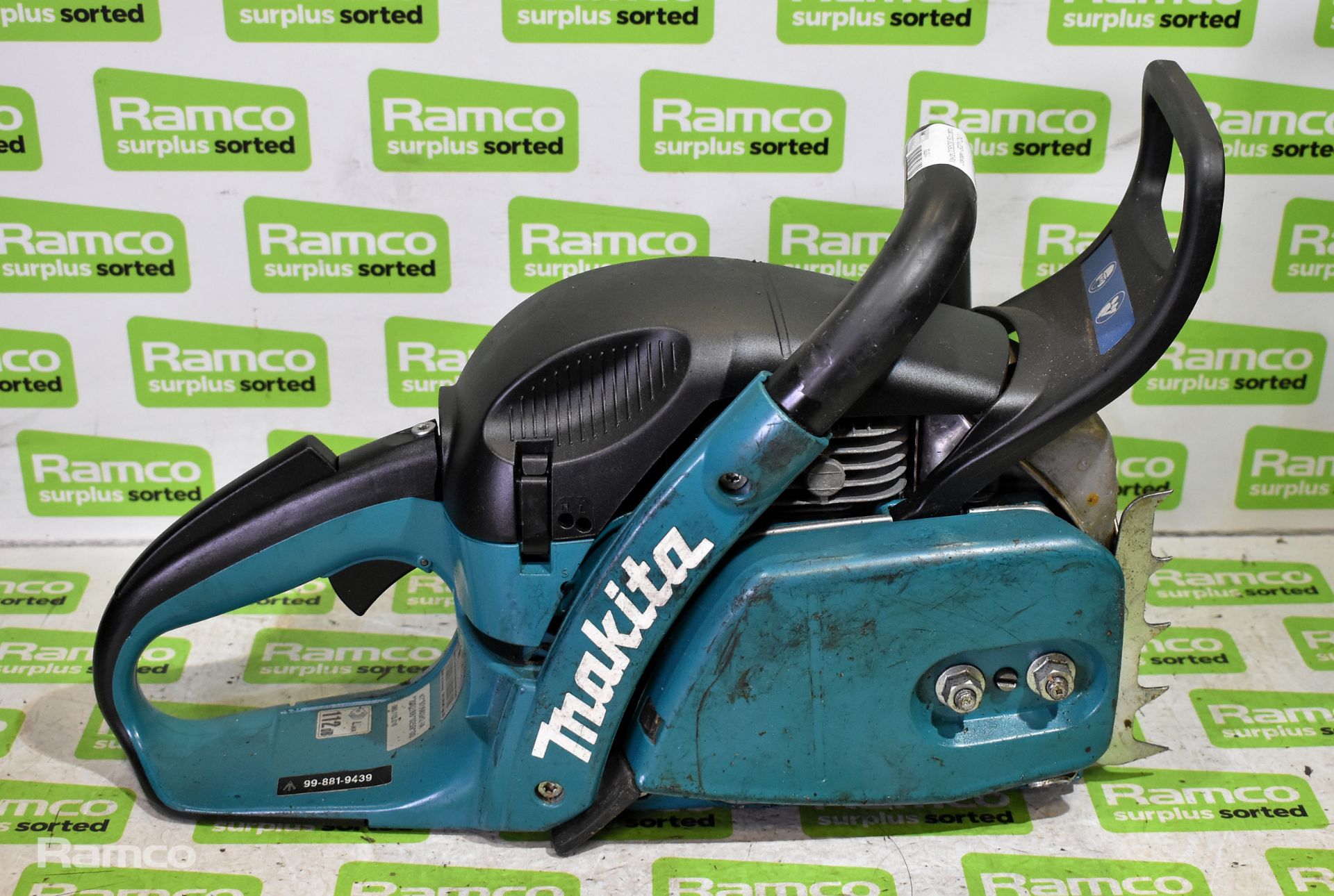 4x Makita DCS5030 50cc petrol chainsaws - BODIES ONLY - AS SPARES OR REPAIRS - Image 2 of 22