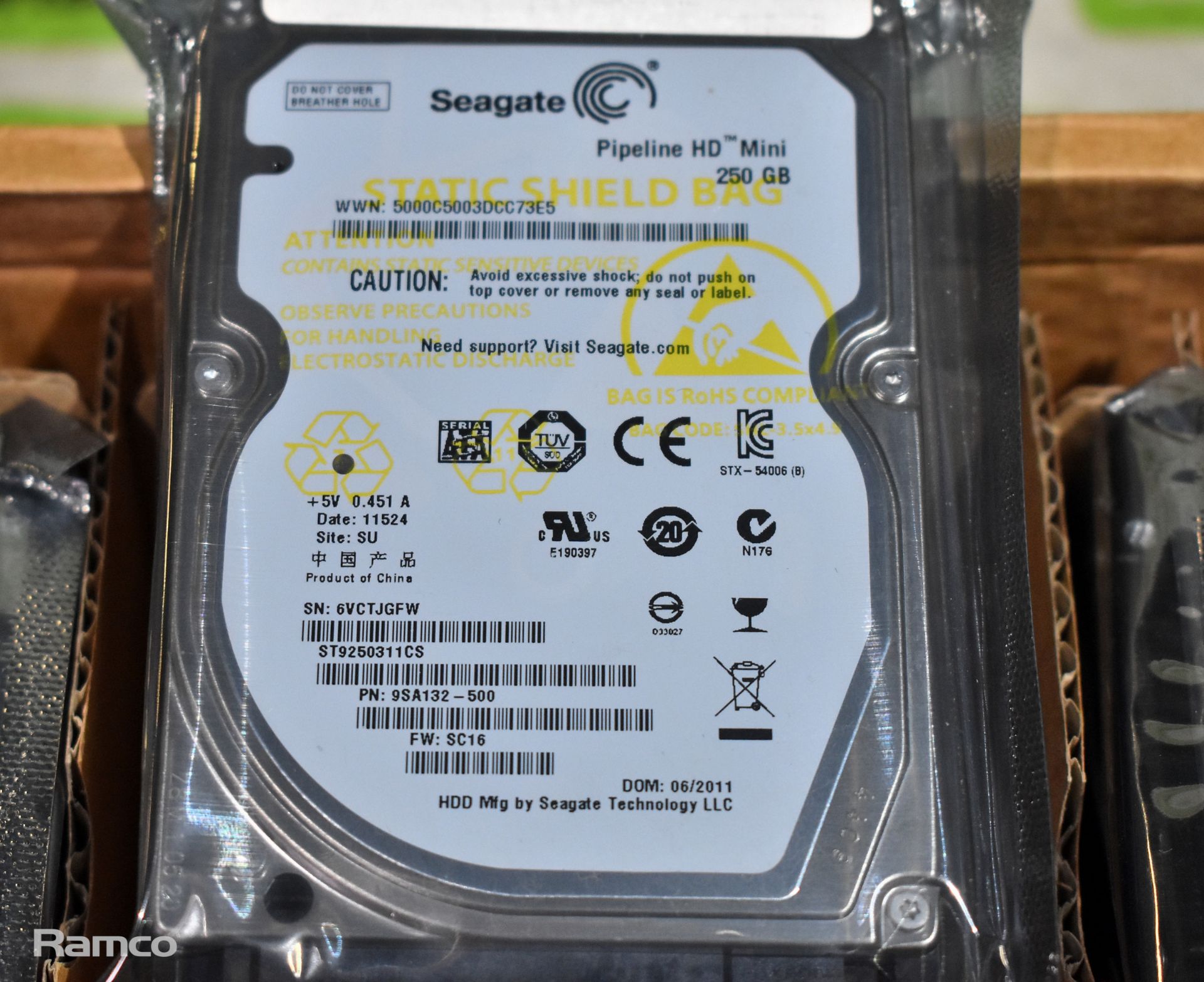 18x Seagate Pipeline HD mini 250GB hard drives - Bild 2 aus 3