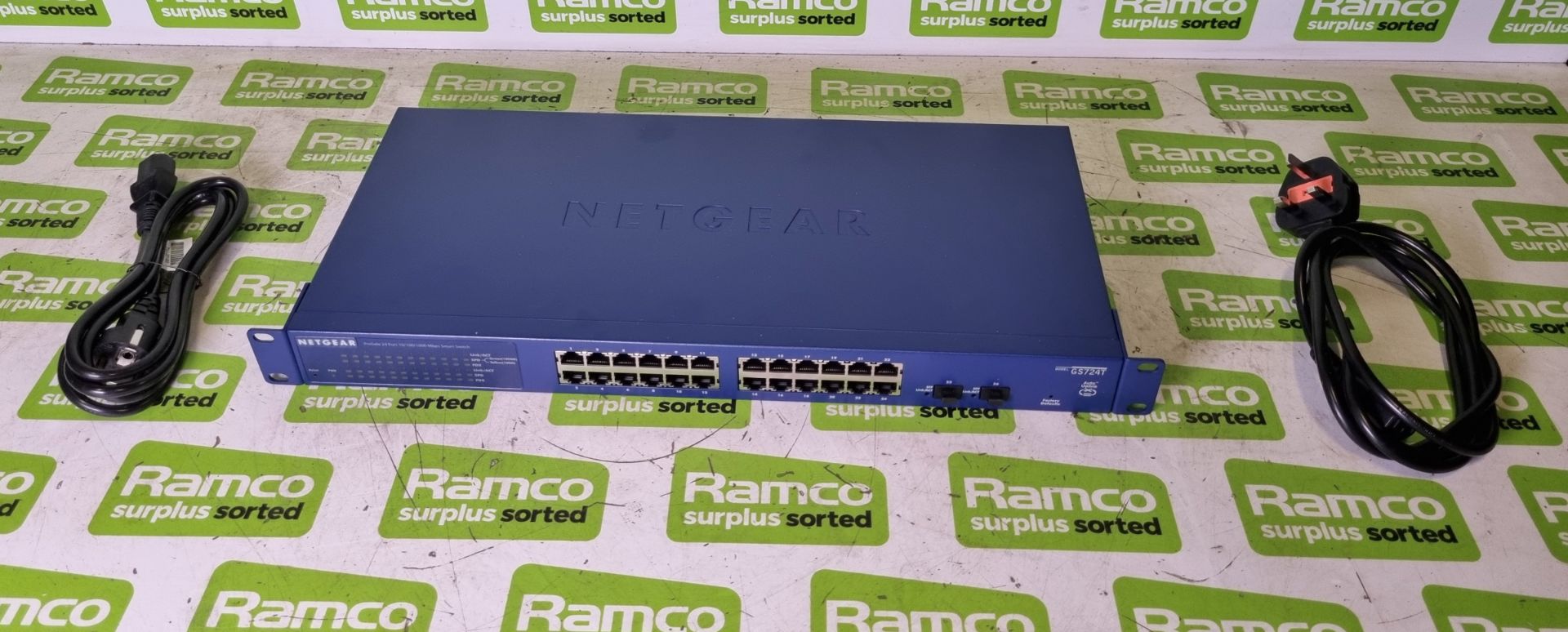 Netgear GS724T-400EUS 24 port GE smart gigabit network switch - Image 2 of 5