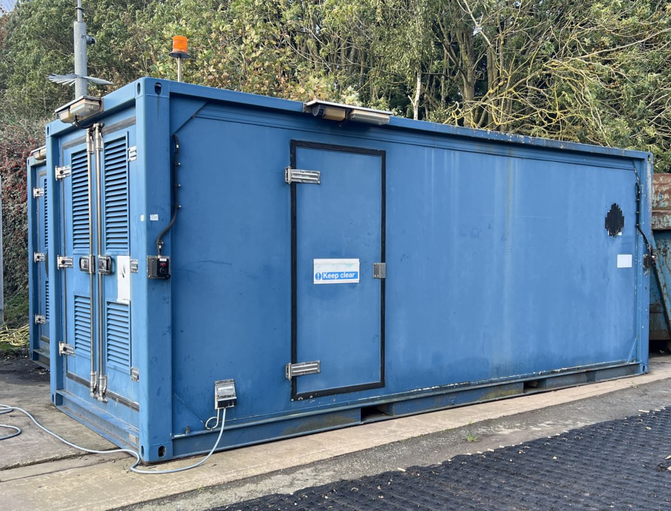 Online auction of 20ft refrigerated insulated containers with Zanotti Uniblock refrigeration - can be used as chiller or freezer