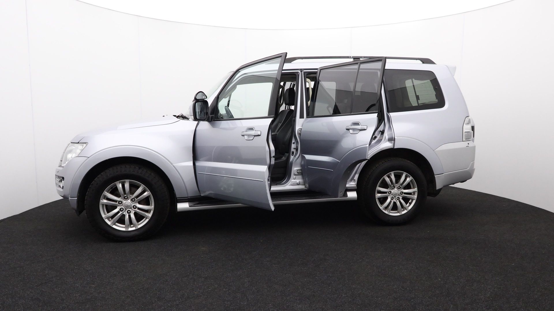 Mitsubishi Shogun WN18 KKU 3.2 DI-DC SG3 Auto 4WD LWB Euro 6 5dr LWB. - Bild 70 aus 73