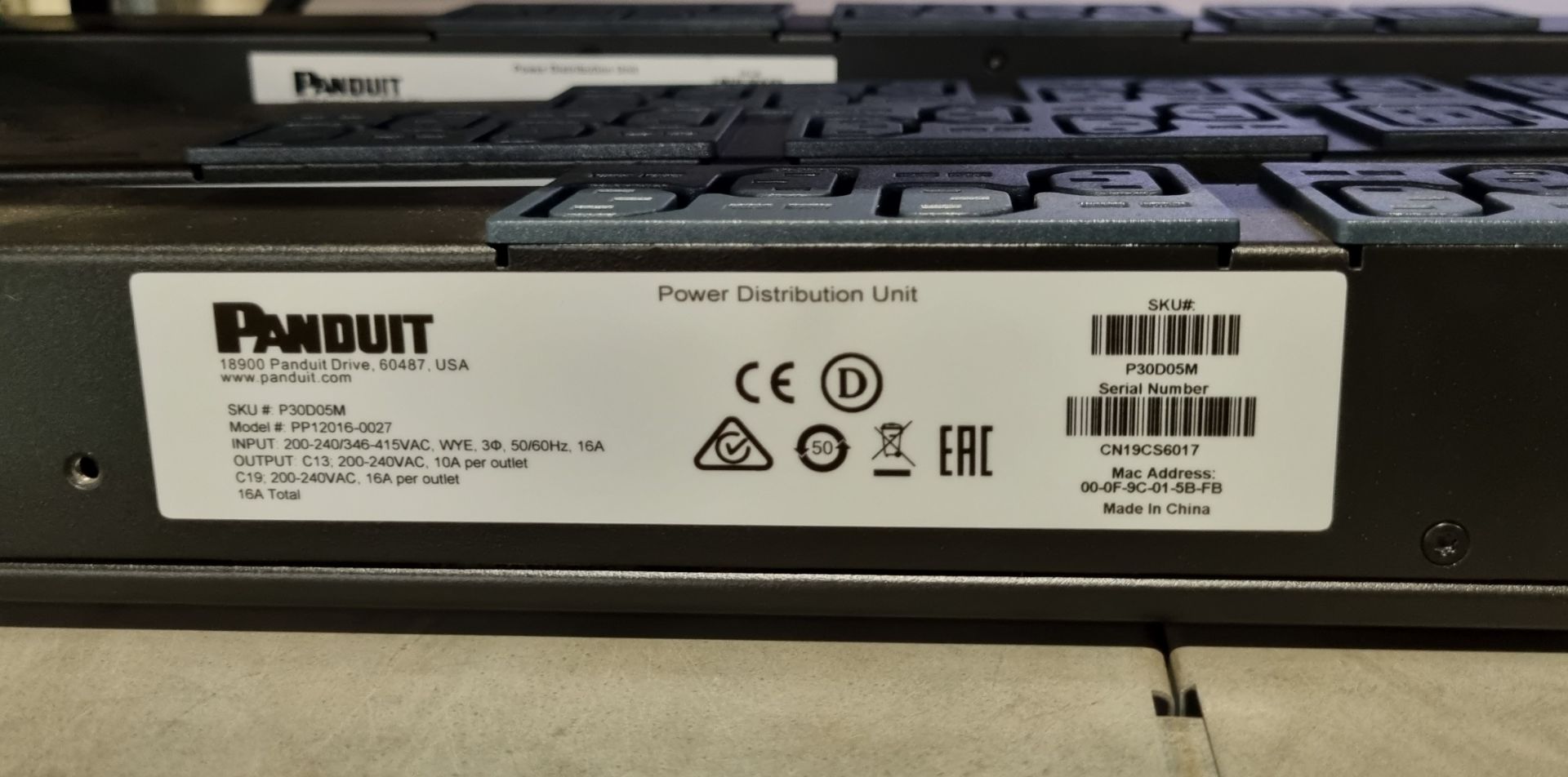 4x Panduit PP12016-0027 power distribution units - 16A, 24x C13, 6x C19 sockets - L 1530 x W50 - Image 5 of 5