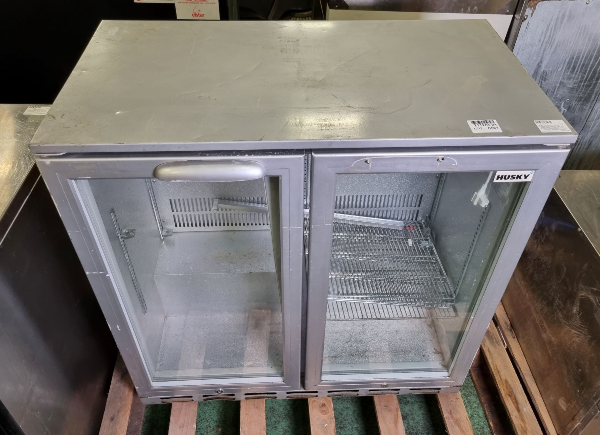 Husky HUS-C2-HY-SILVER-PLAIN undercounter display fridge double glass doors - AS SPARES OR REPAIRS - Image 2 of 5