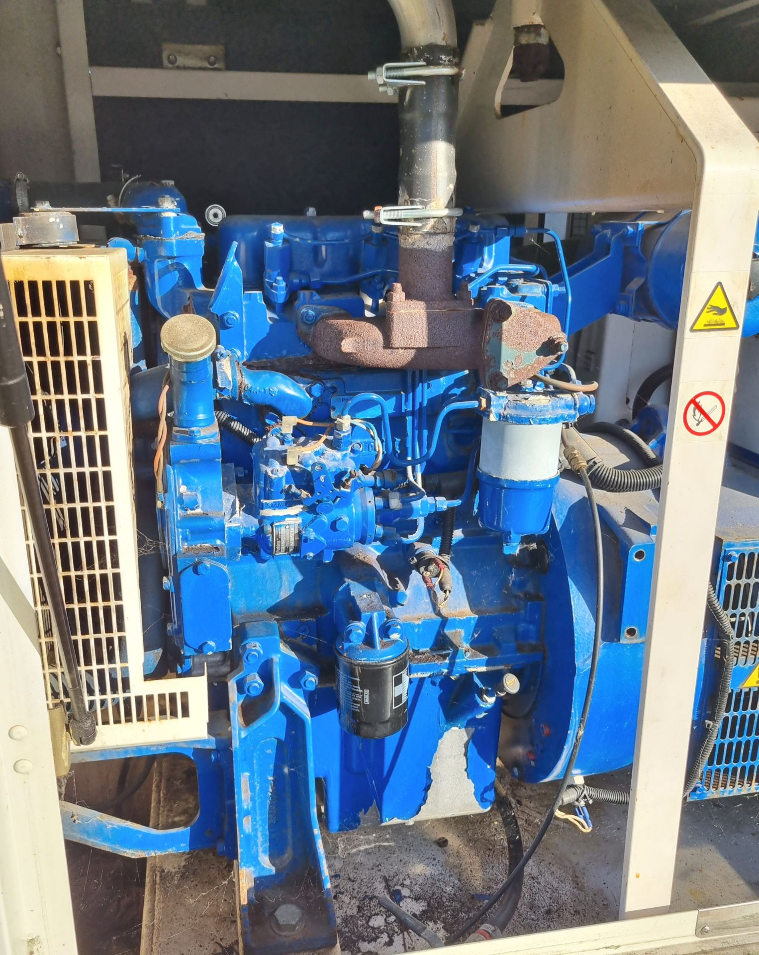 Perkins P25SP trailered generator - 240/120V - 25 kVA - 50Hz - 1500 RPM - Total hours 2878 - Image 6 of 20