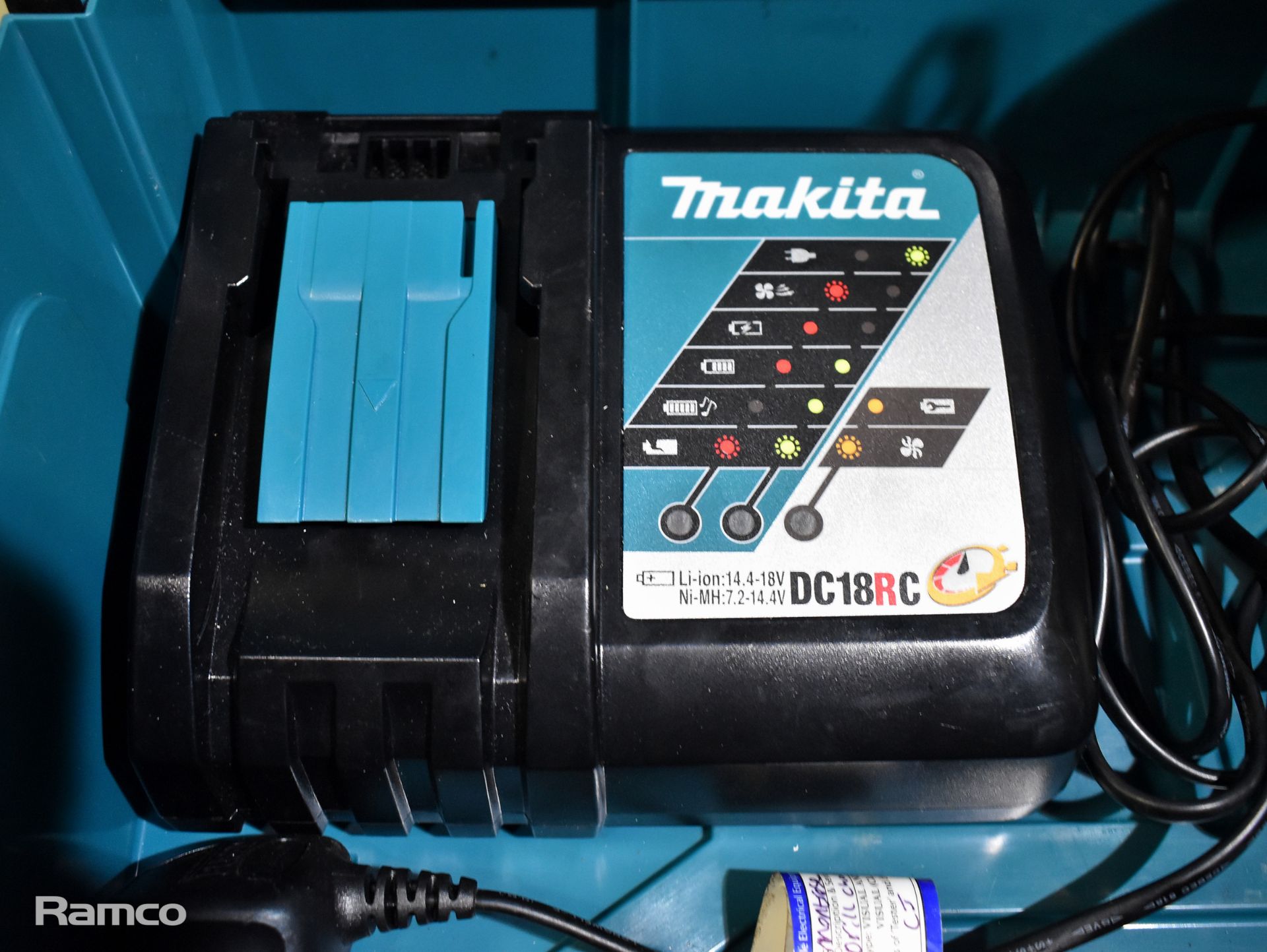 Makita DHP458 cordless drill with DC18RC battery charger, drill handle and storage case - Image 5 of 6