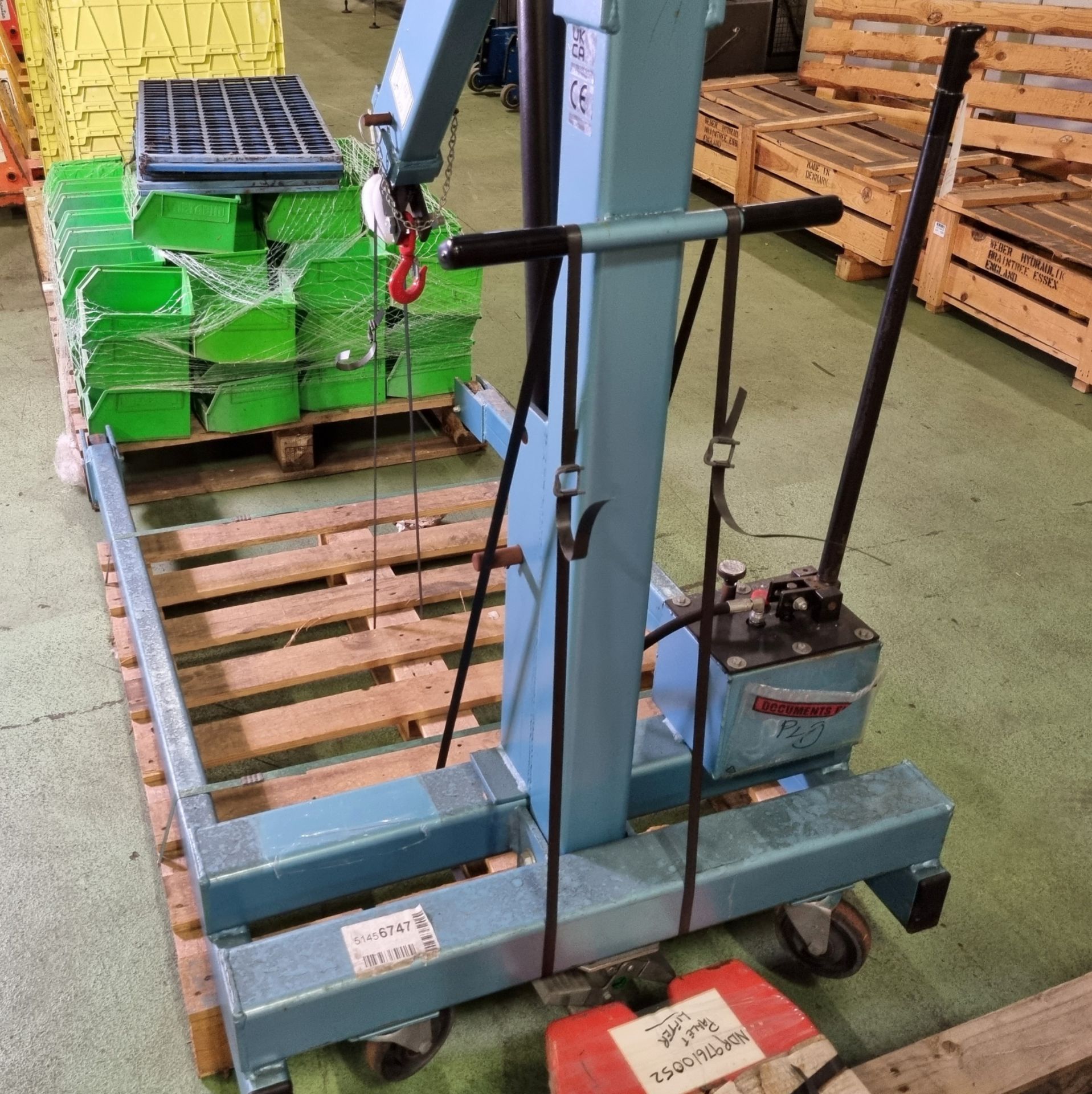 CAM Equipment FC1000-S portable floor crane - max lifting capacity: 1000kg - Image 3 of 6